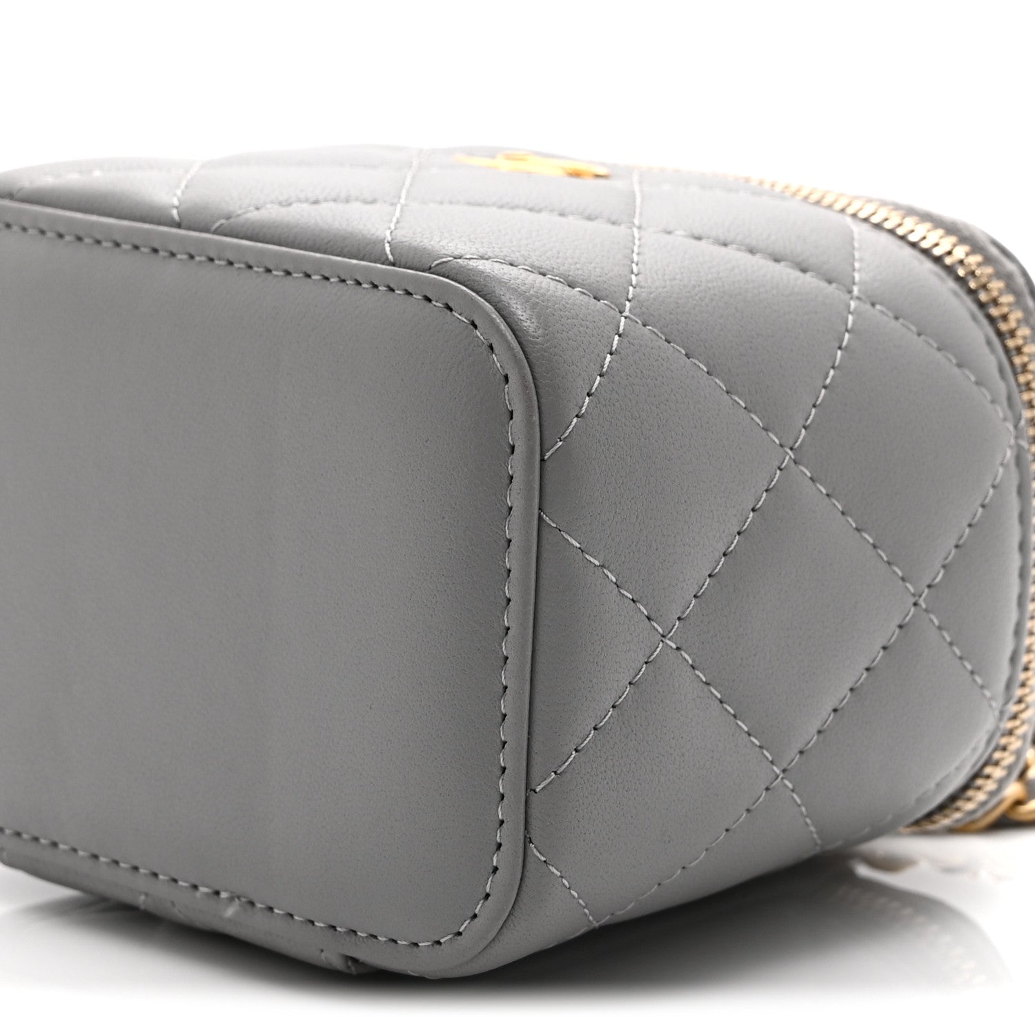 Chanel Lambskin Quilted Pearl Crush Mini Vanity Case With Chain Light Purple