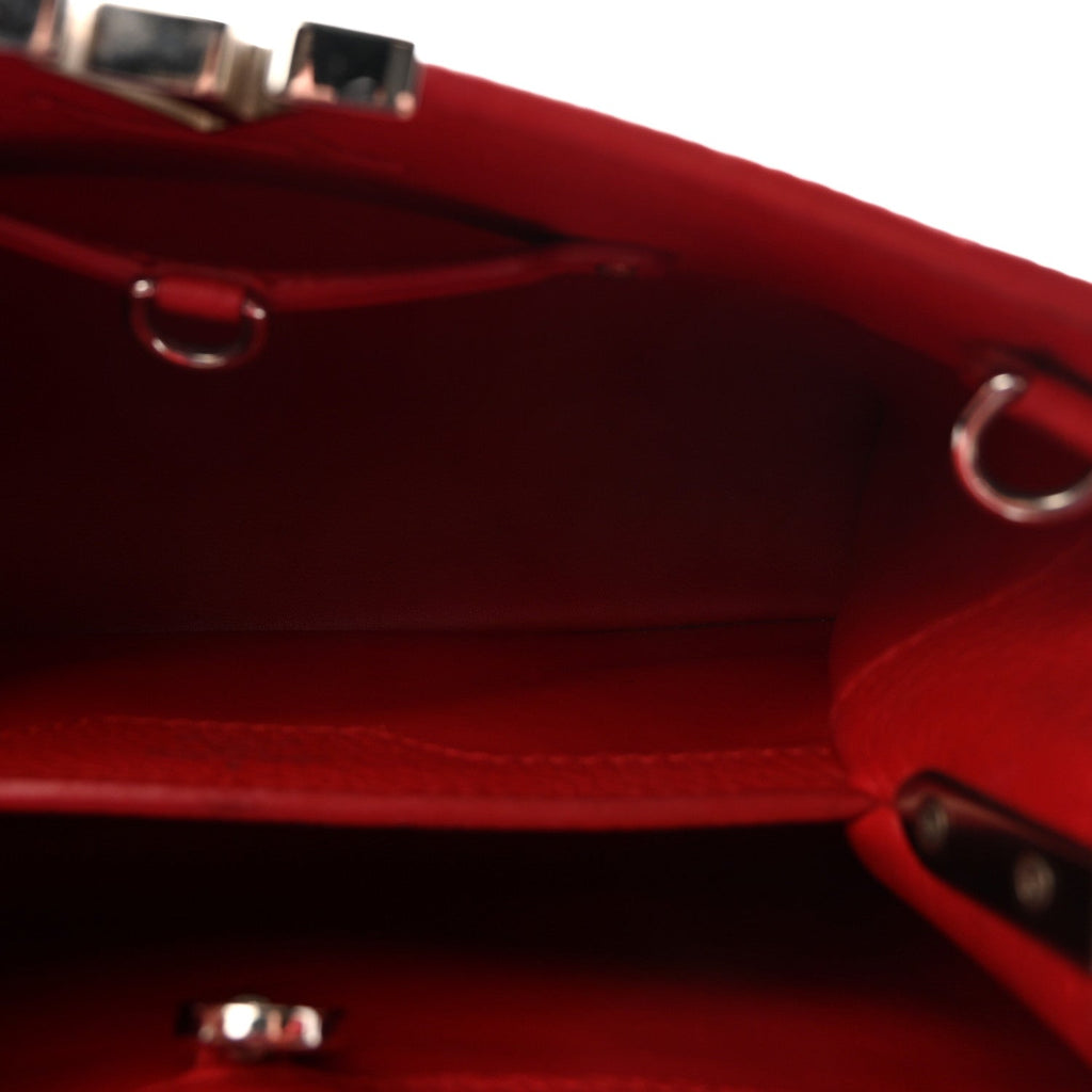 Louis Vuitton Taurillon Capucines BB Rubis