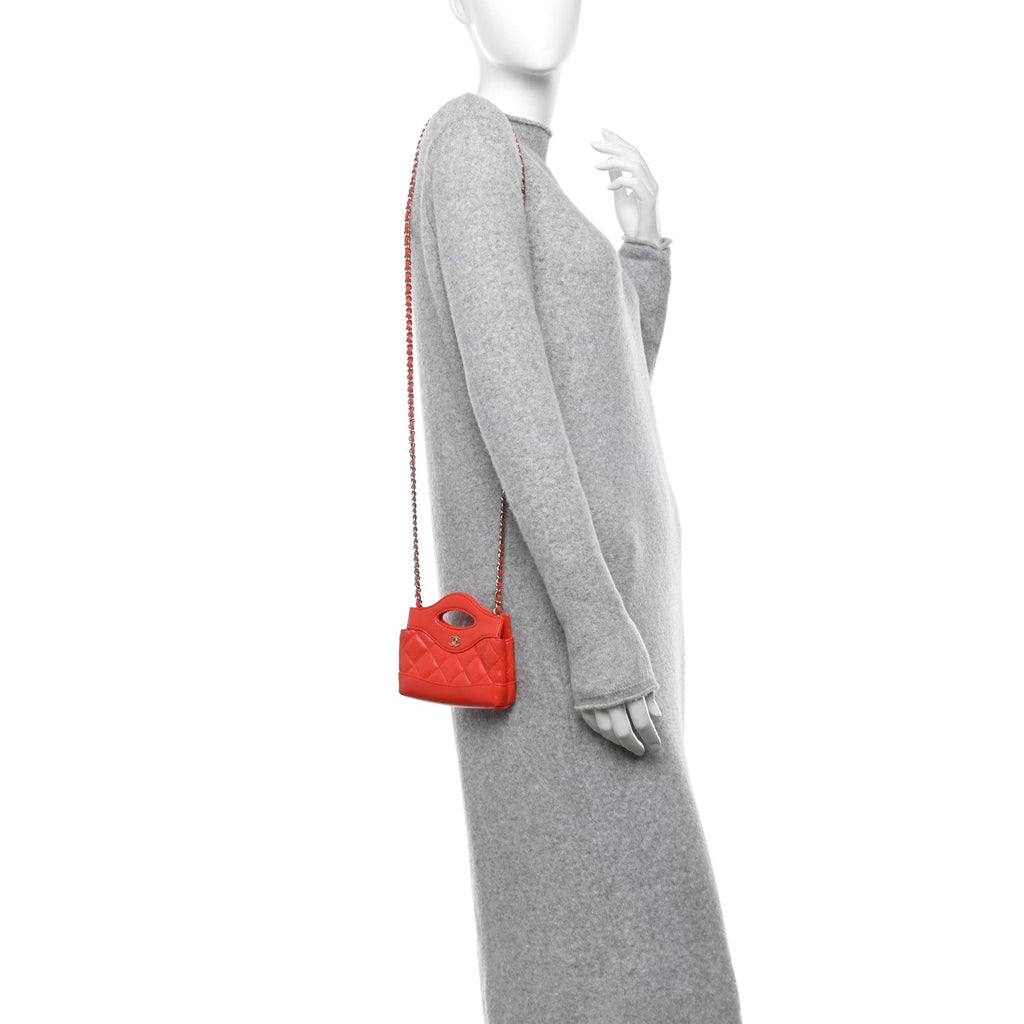 Chanel Shiny Lambskin Quilted Micro 31 Clutch With Chain Red