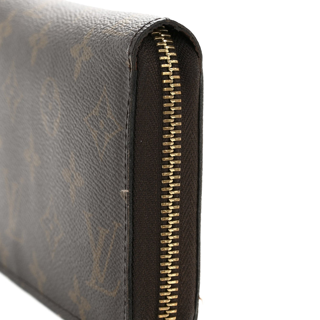 Louis Vuitton Monogram Zippy Wallet
