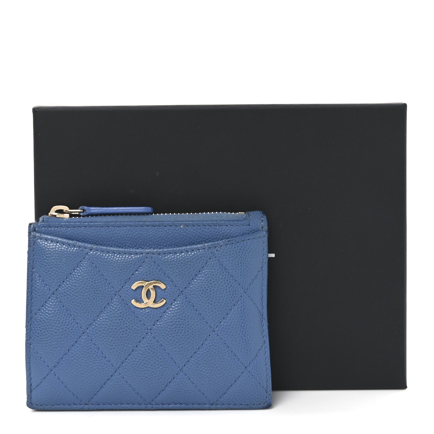 Caviar Quilted CC Zip Card Holder Blue