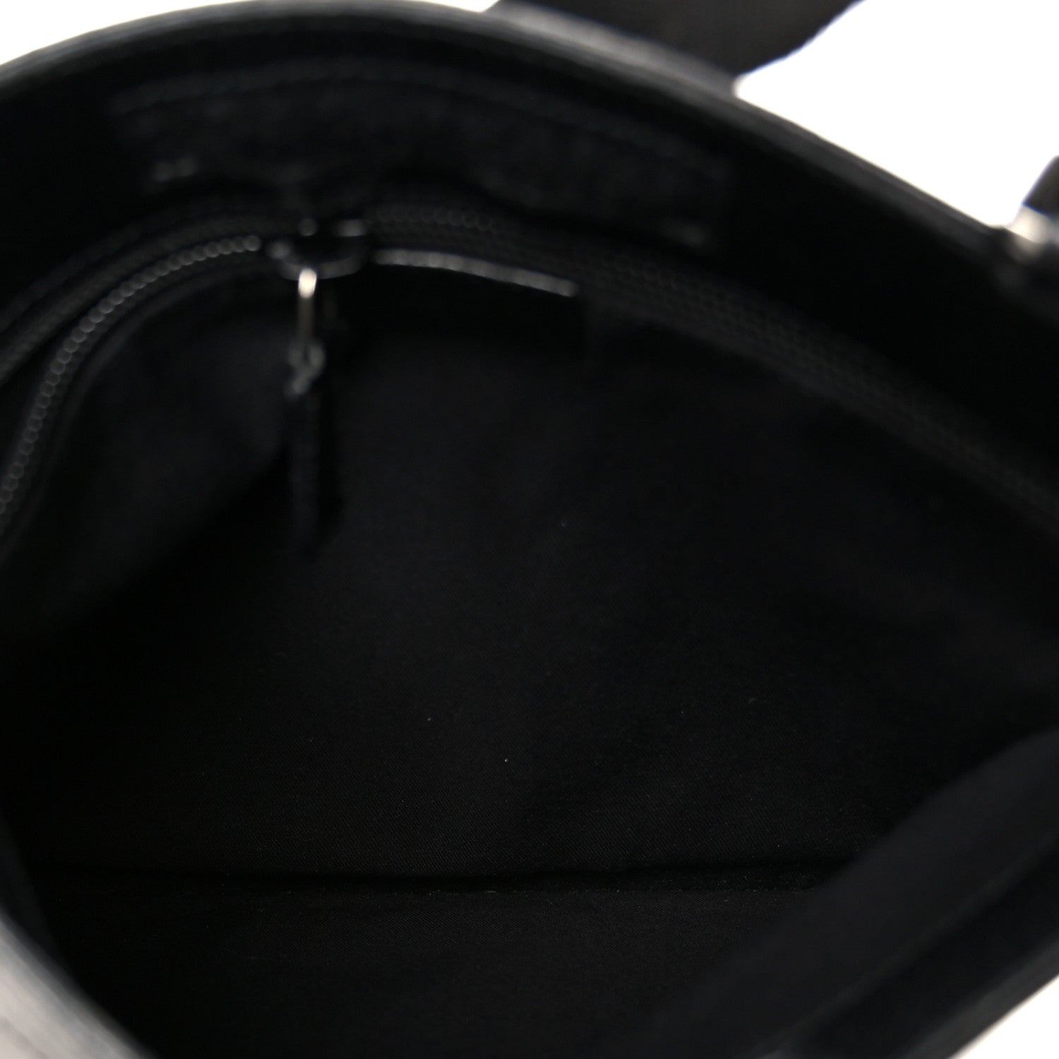 Gucci GG Monogram Messenger Crossbody Bag Black