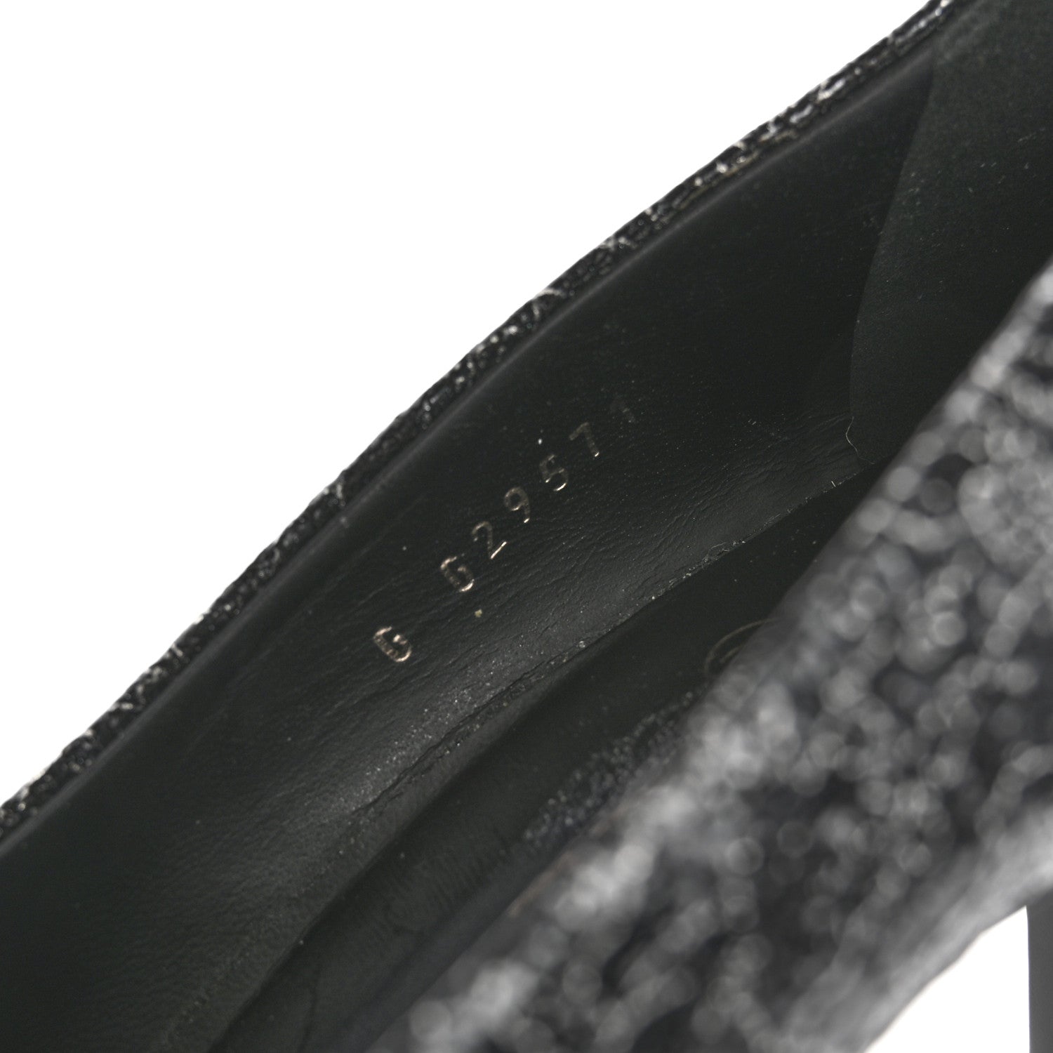 Metallic Crackled Calfskin Patent Cap Toe Pumps 41 Silver Black