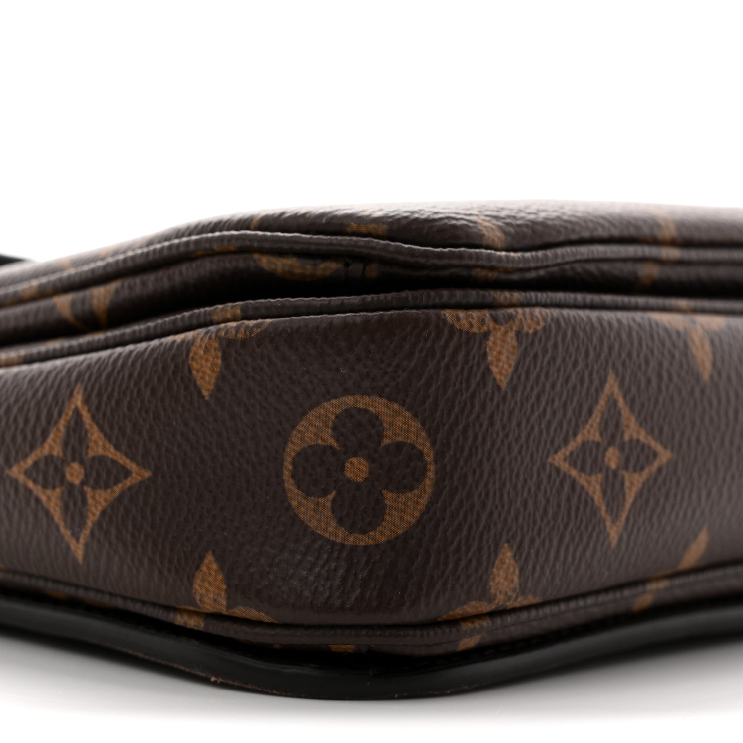 Louis Vuitton Monogram Pochette Metis