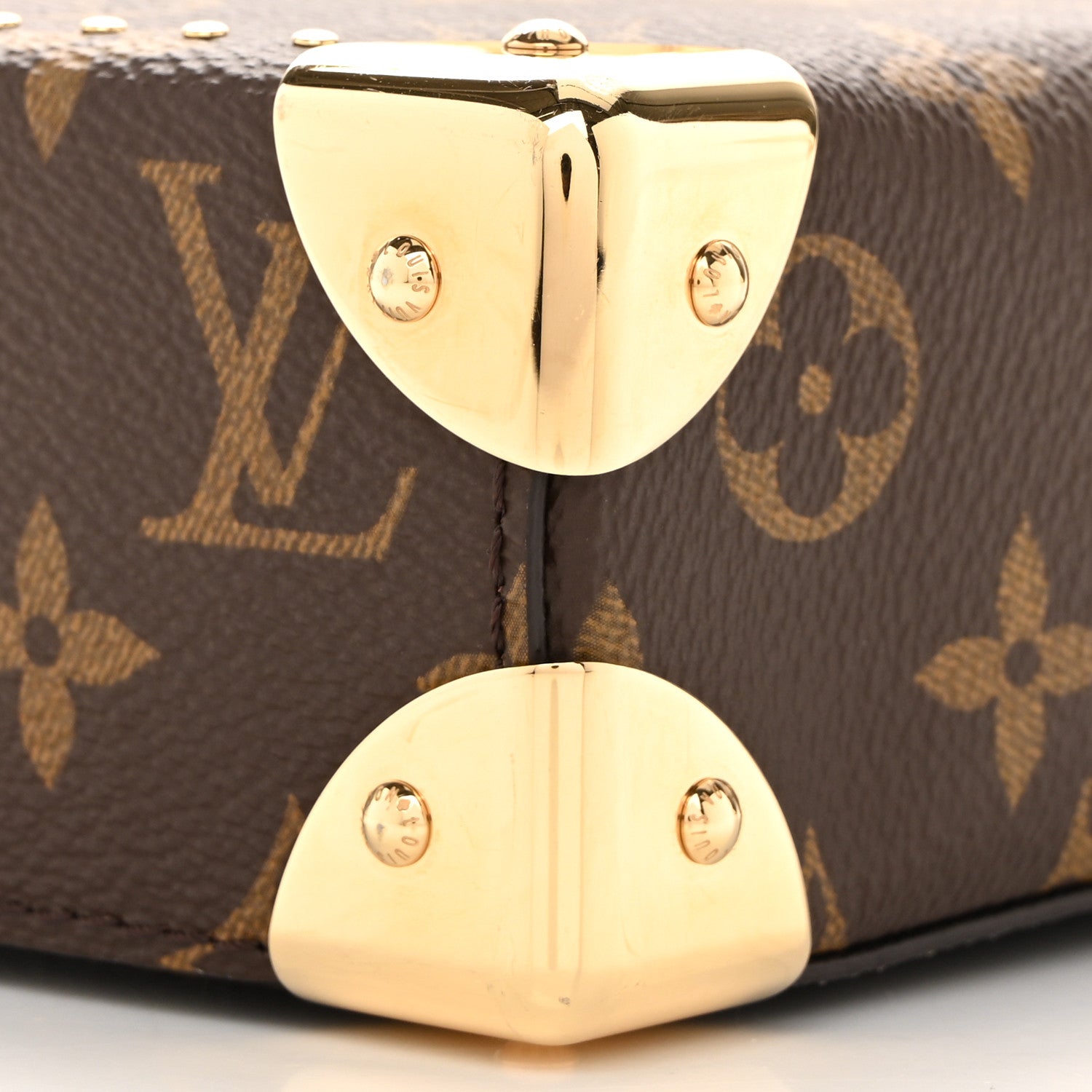 Louis Vuitton Reverse Monogram Camera Box NM