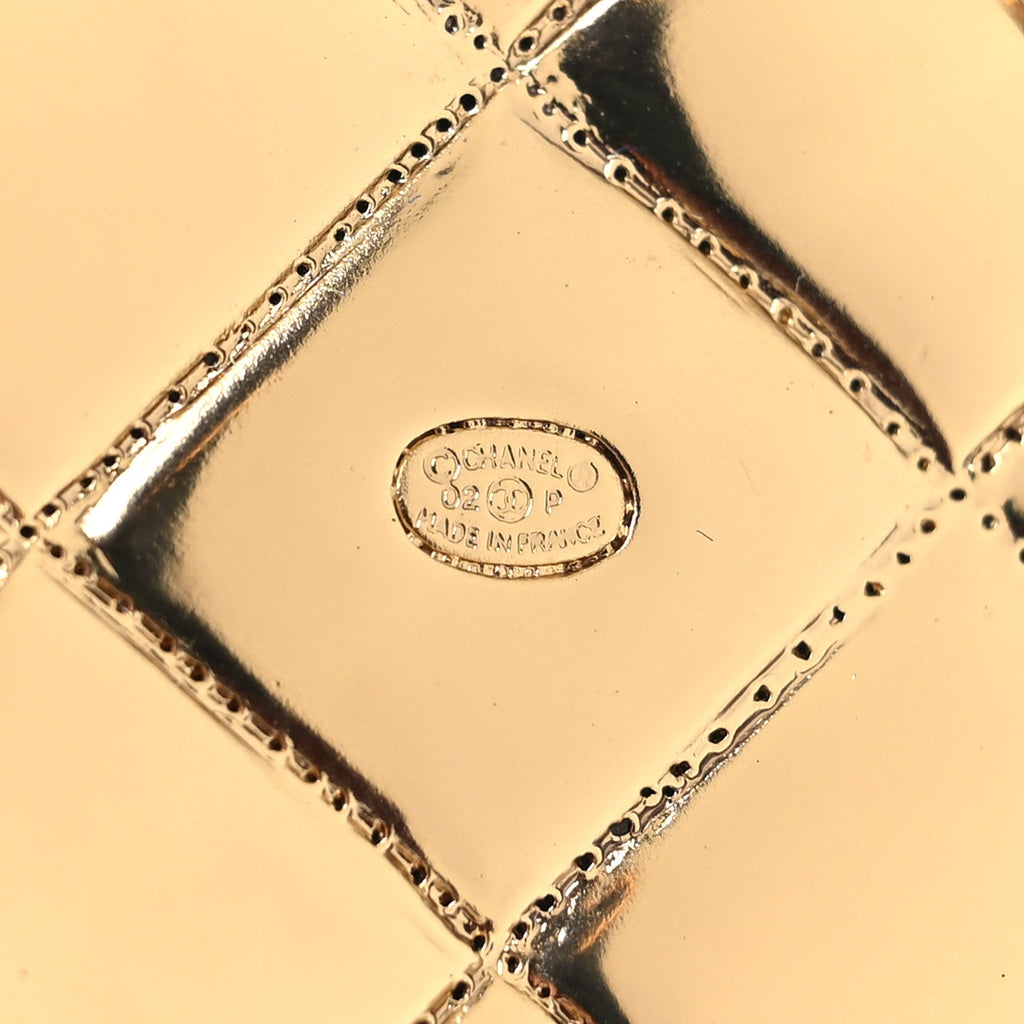 Quilted Flap Bag Brooch Gold