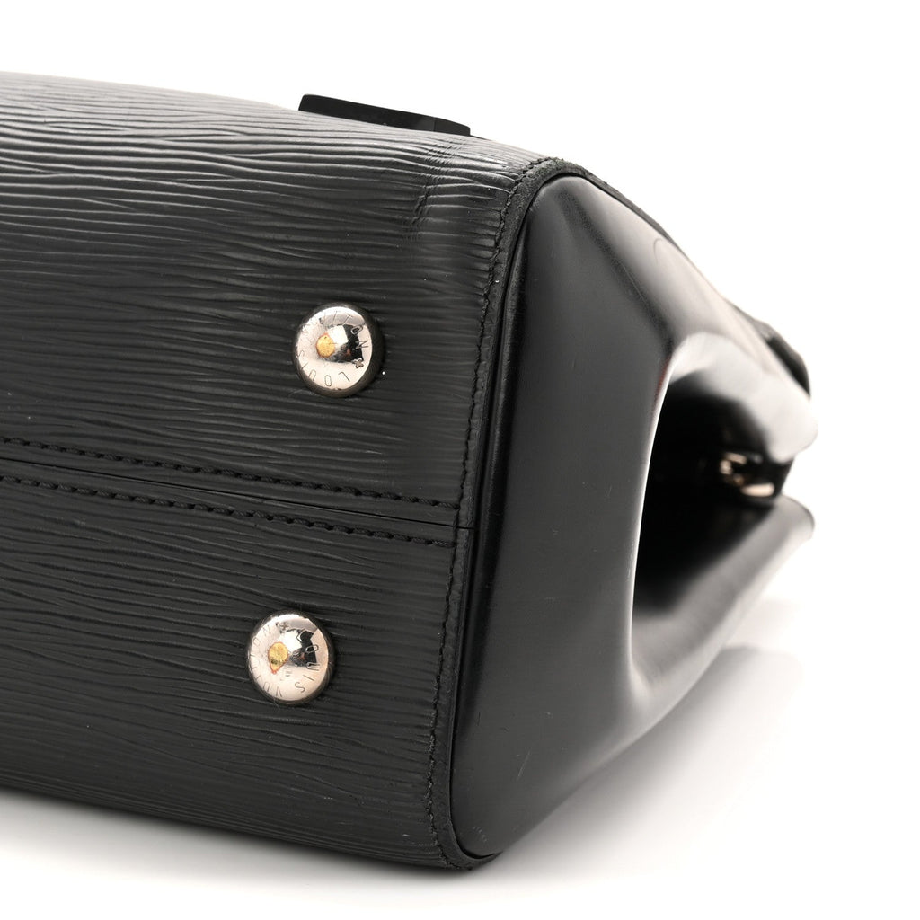 Louis Vuitton Epi Cluny MM Black