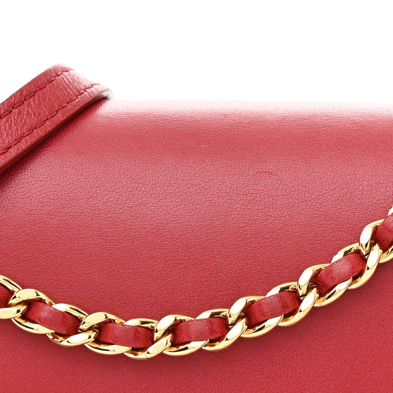 Chanel Lambskin Quilted CC Unchained Crossbody Red