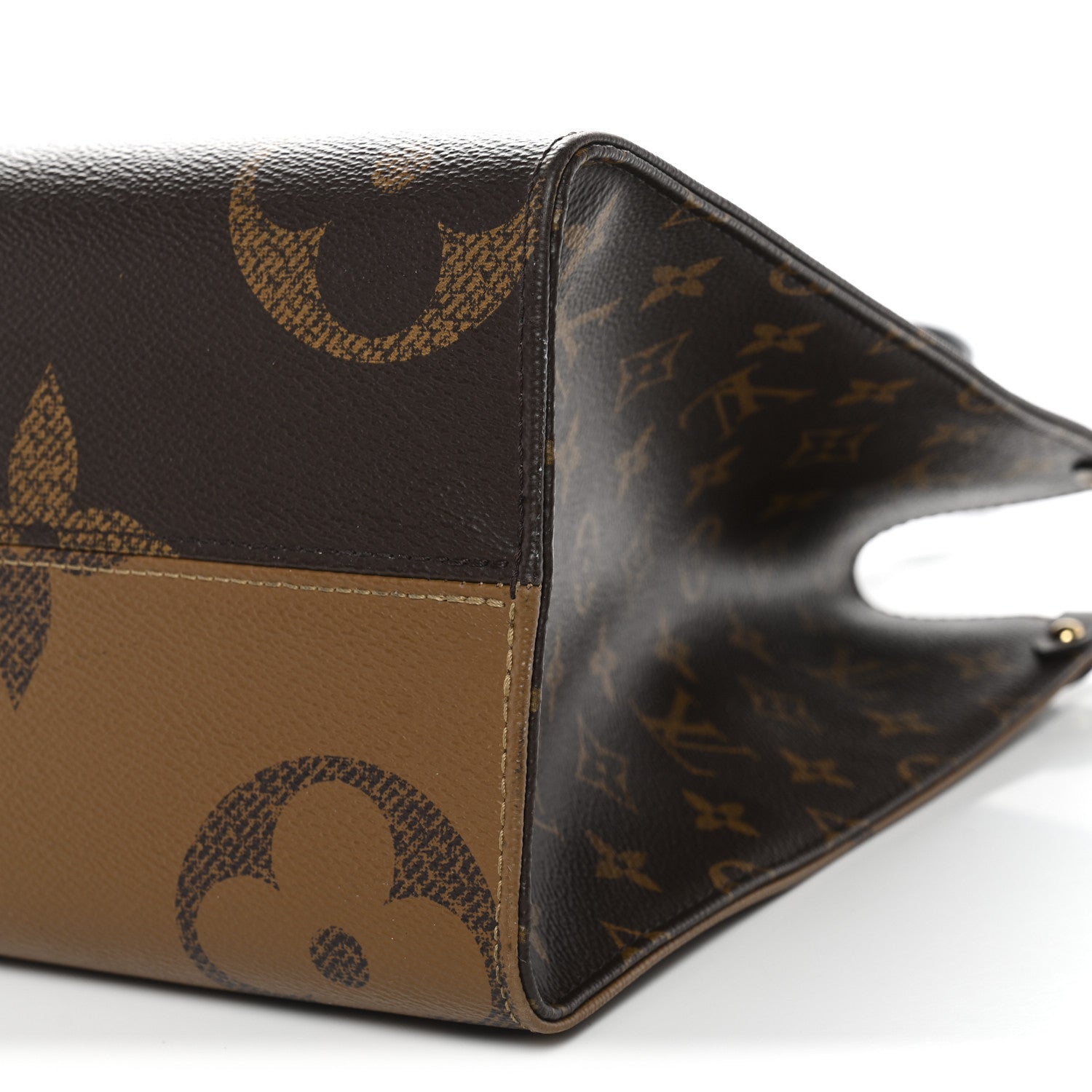 Louis Vuitton Reverse Monogram Giant Onthego MM