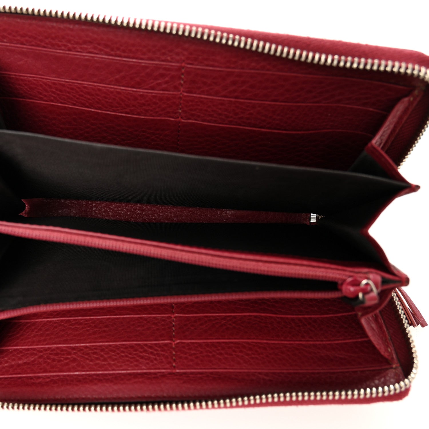 Gucci Pebbled Calfskin Studded Soho Zip Around Wallet Soft Burgundy