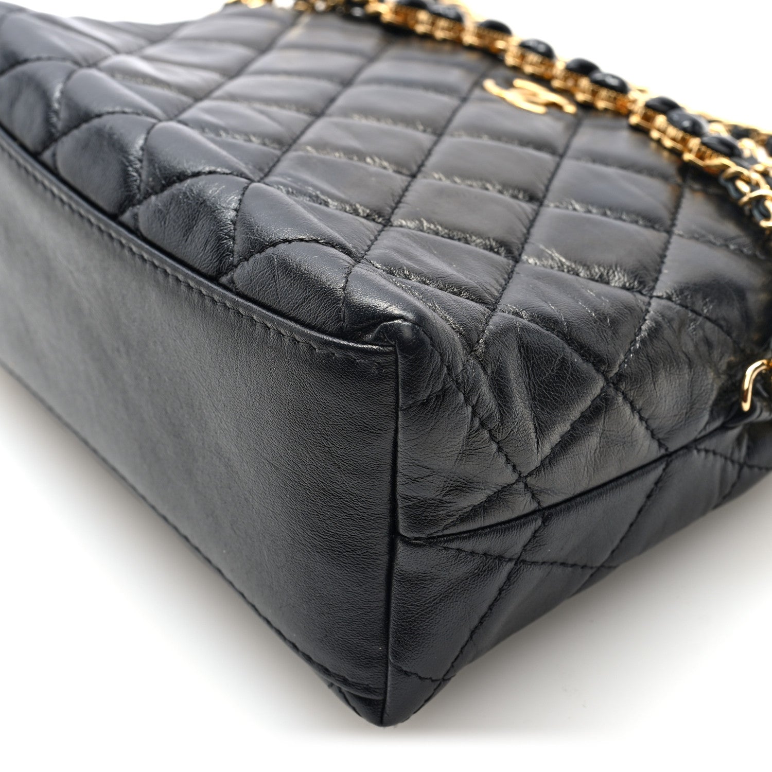 Chanel Shiny Crumpled Calfskin Quilted Clutch With Chain Black