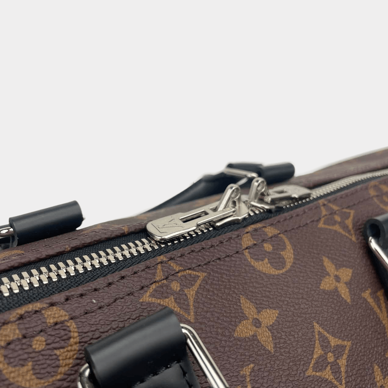 LOUIS VUITTON Monogram Macassar Keepall Bandoulière 45