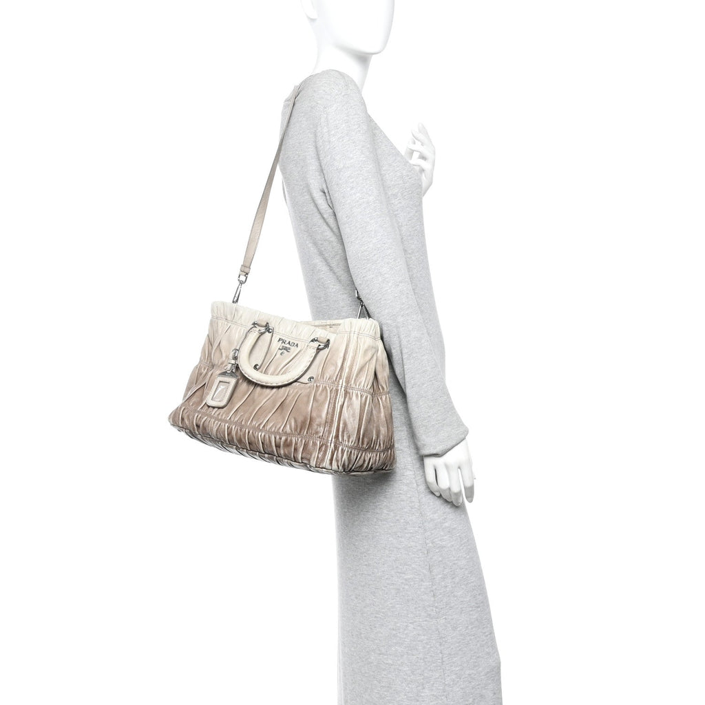 Prada Nappa Gaufre Tote Ghiaccio