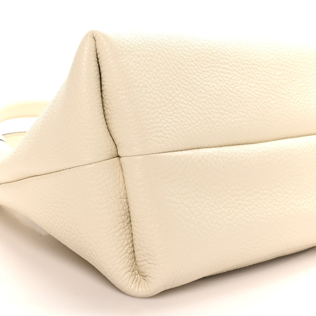 Gucci Grained Calfskin Softbit Medium Shoulder Bag White