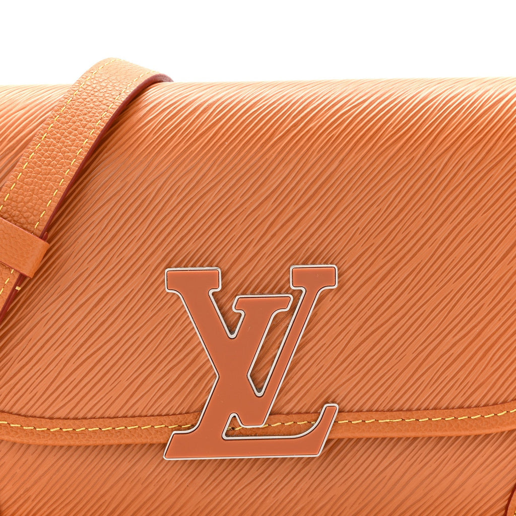 Louis Vuitton Epi Buci Crossbody Gold Honey