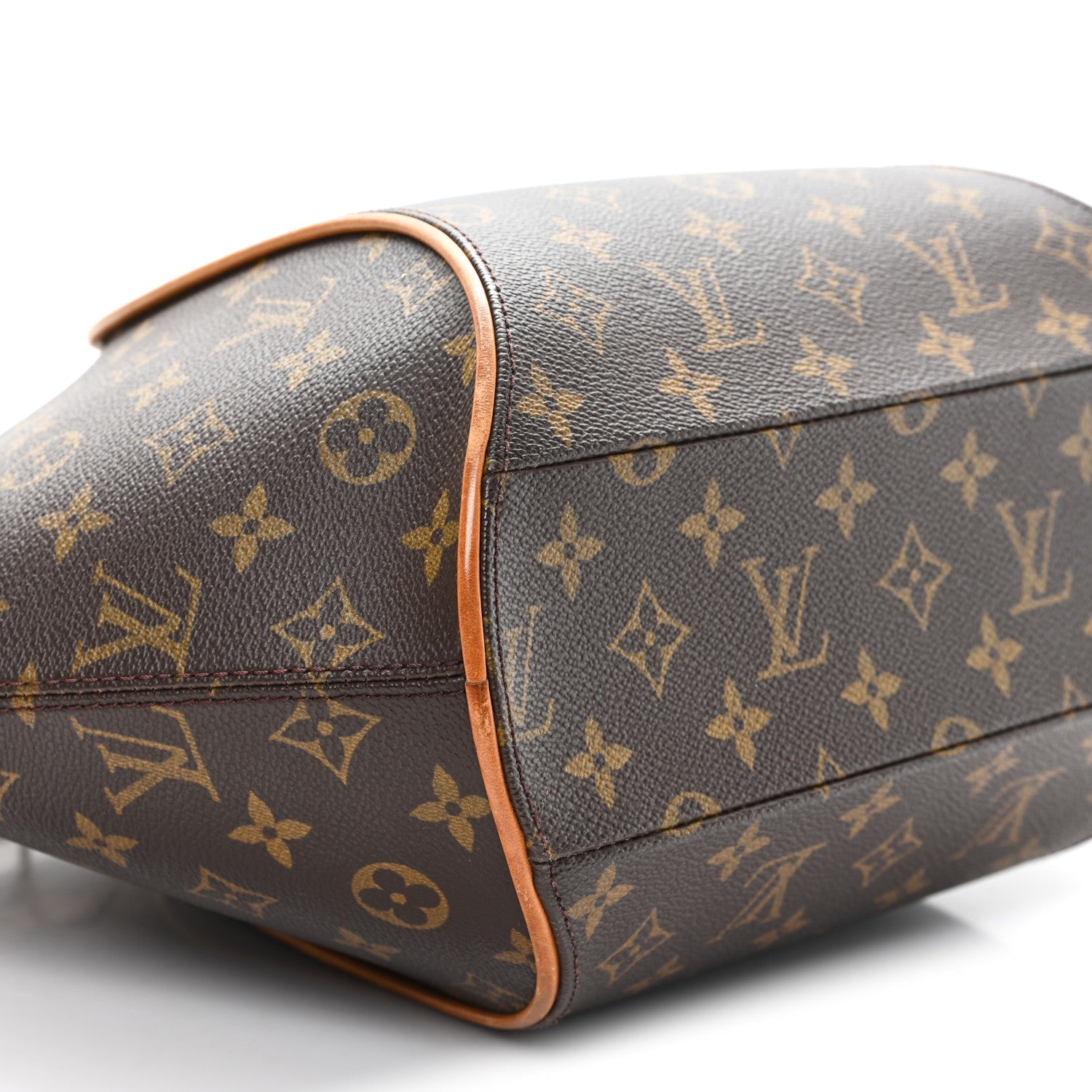 Louis Vuitton Monogram Ellipse MM