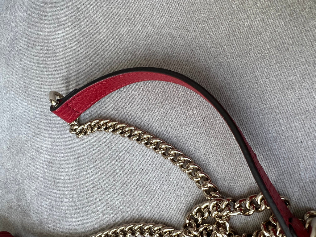 Gucci Interlocking GG Red Small Shoulder Bag