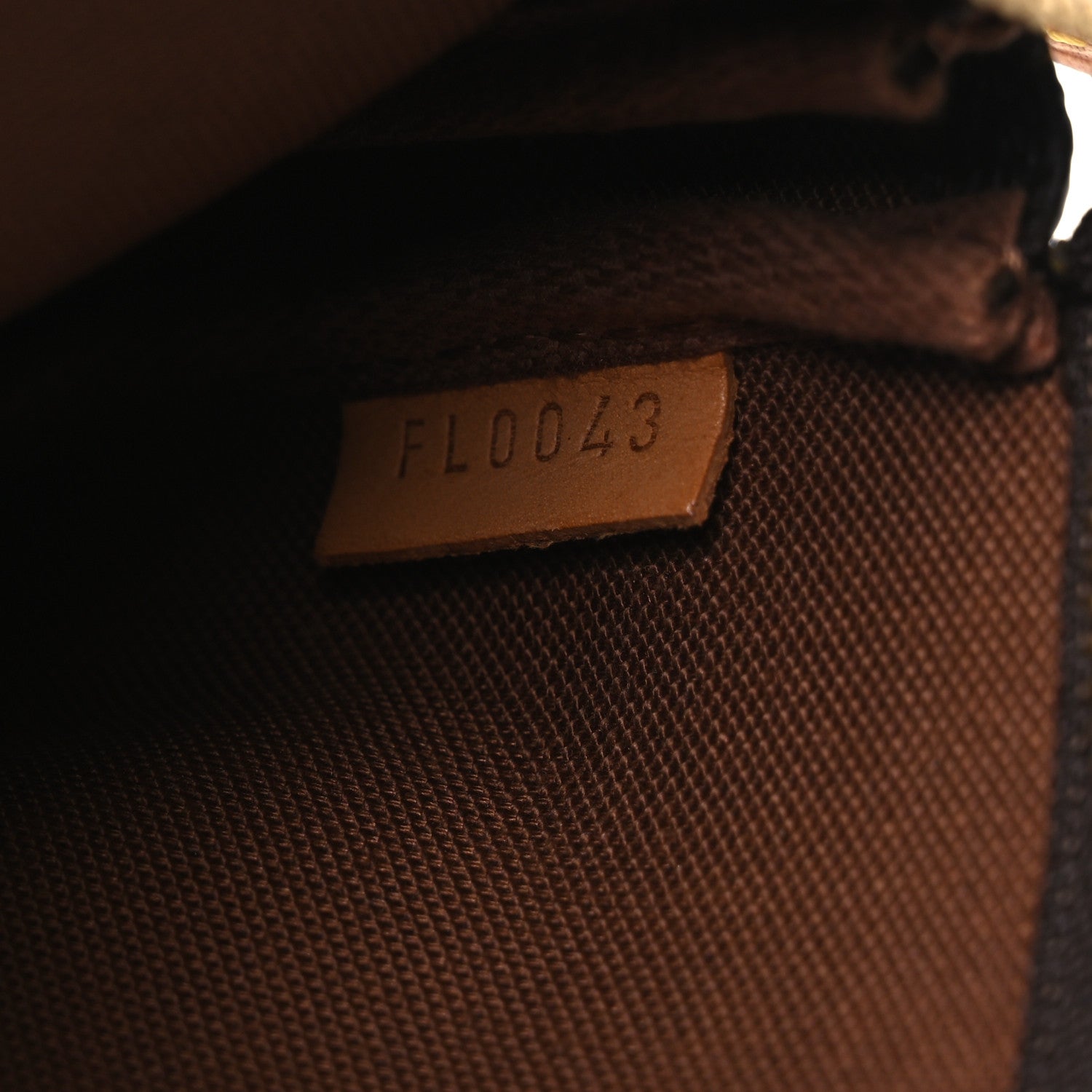Louis Vuitton Monogram Bucket Pochette Accessories