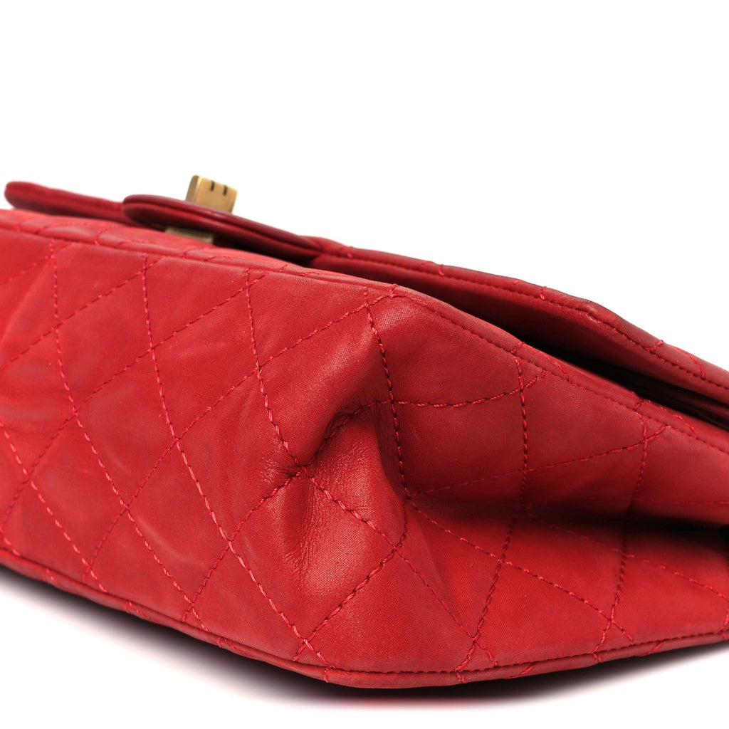 Iridescent Calfskin Quilted 2.55 Reissue 226 Flap Red
