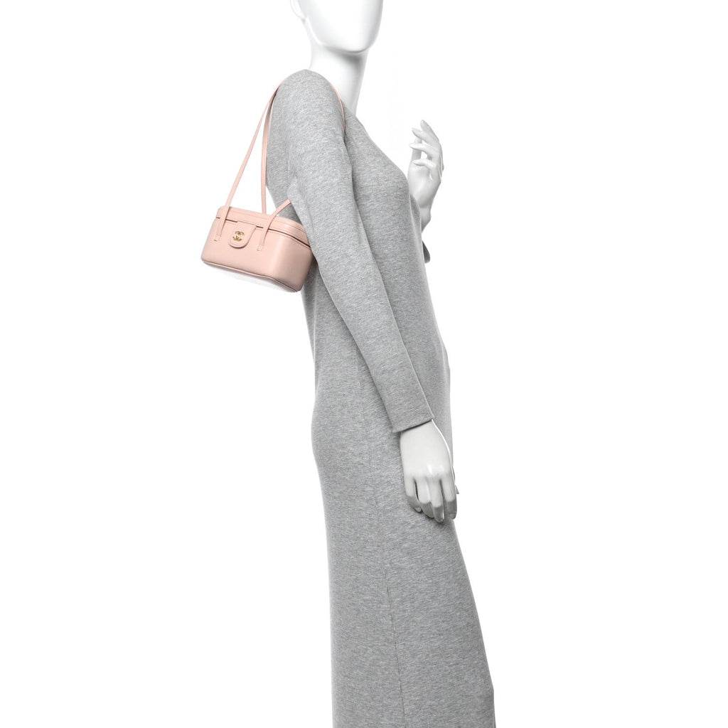 Chanel Shiny Caviar Preppy Coco Long Vanity With Strap Light Pink