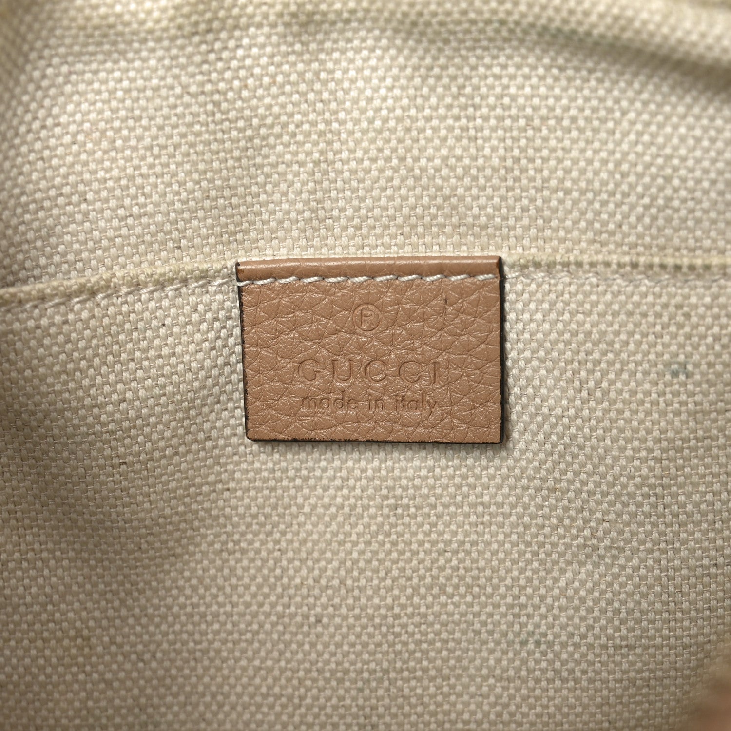 Gucci Pebbled Calfskin Small Soho Disco Bag Rose Beige