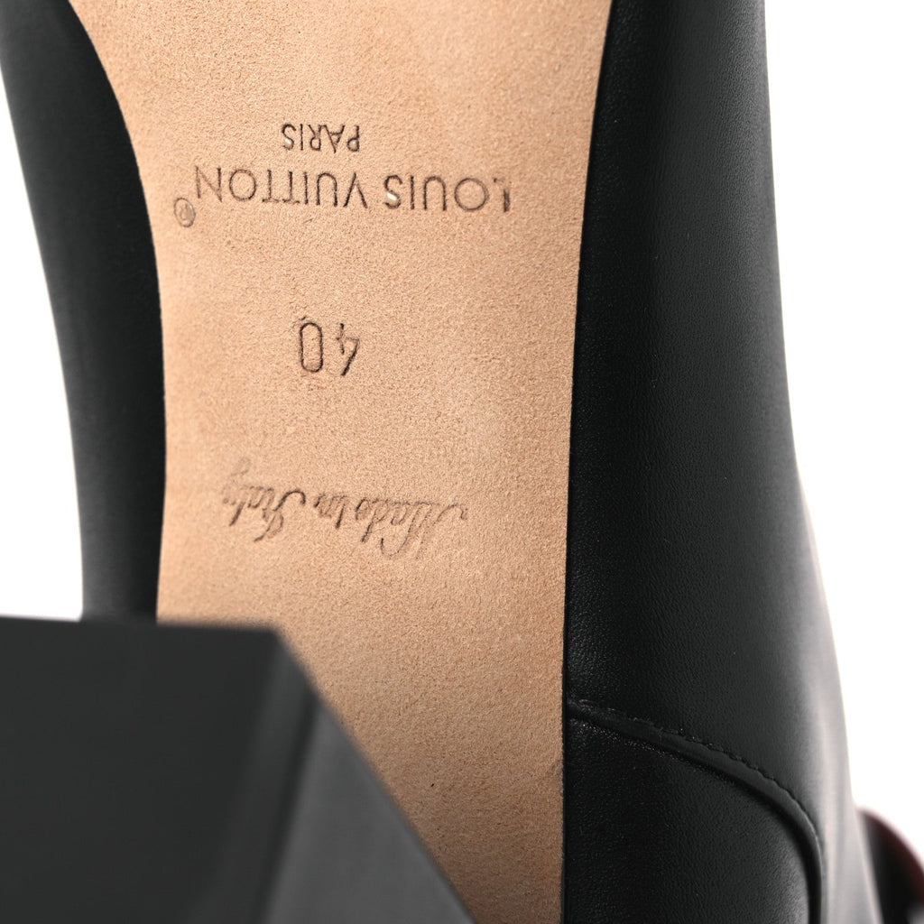 Louis Vuitton Calfskin Belted Parisienne Ankle Boots 40 Black