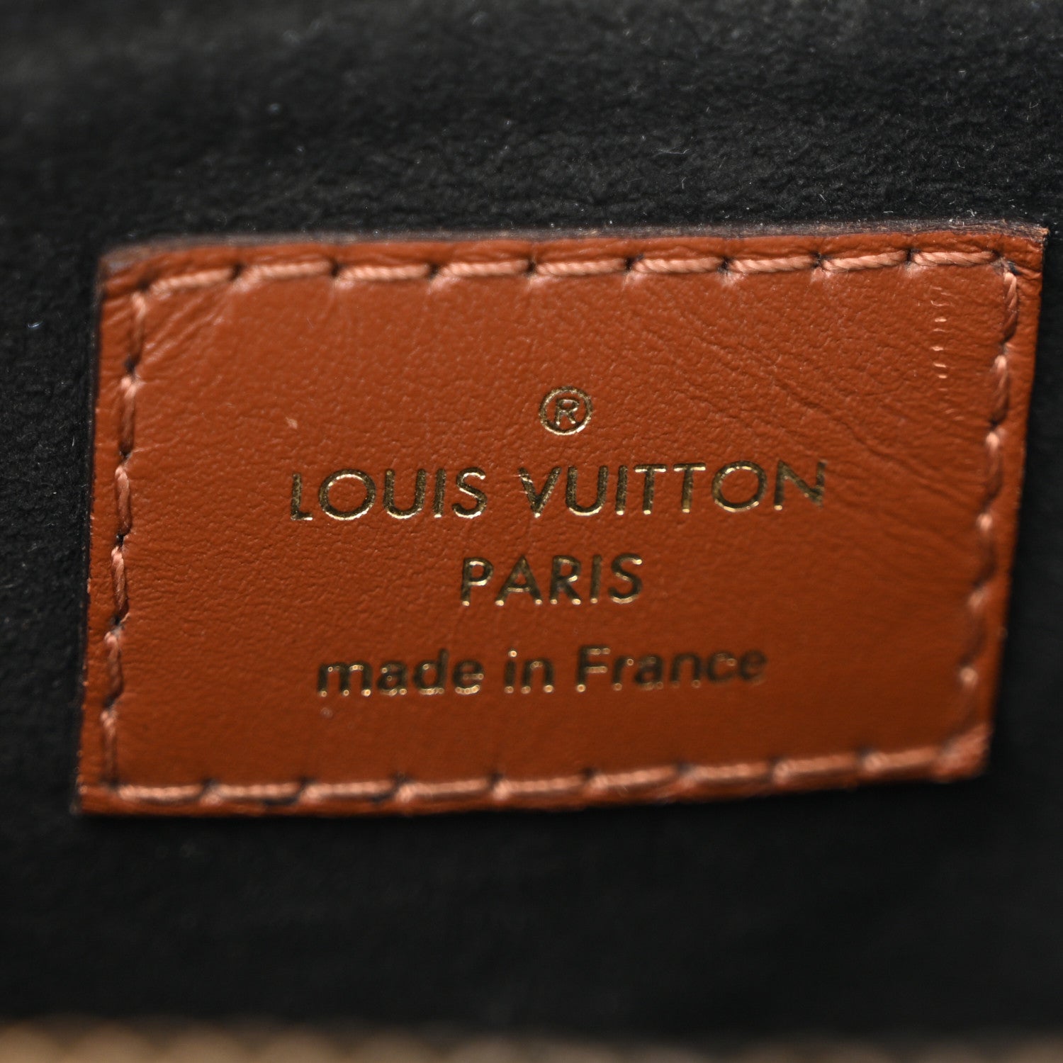 Louis Vuitton Monogram V Tote BB Black