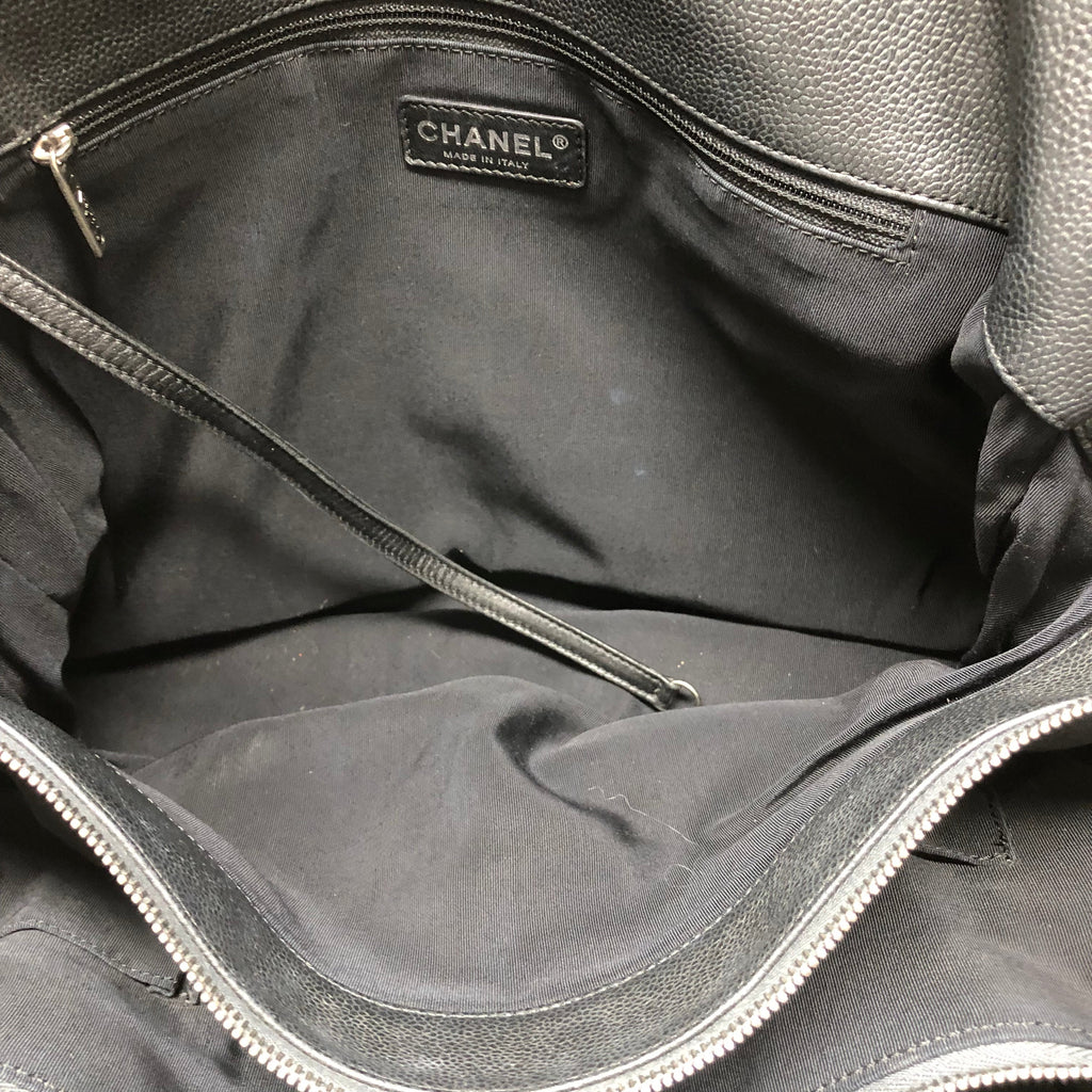Tote Luxury Designer By Chanel  Size: Large