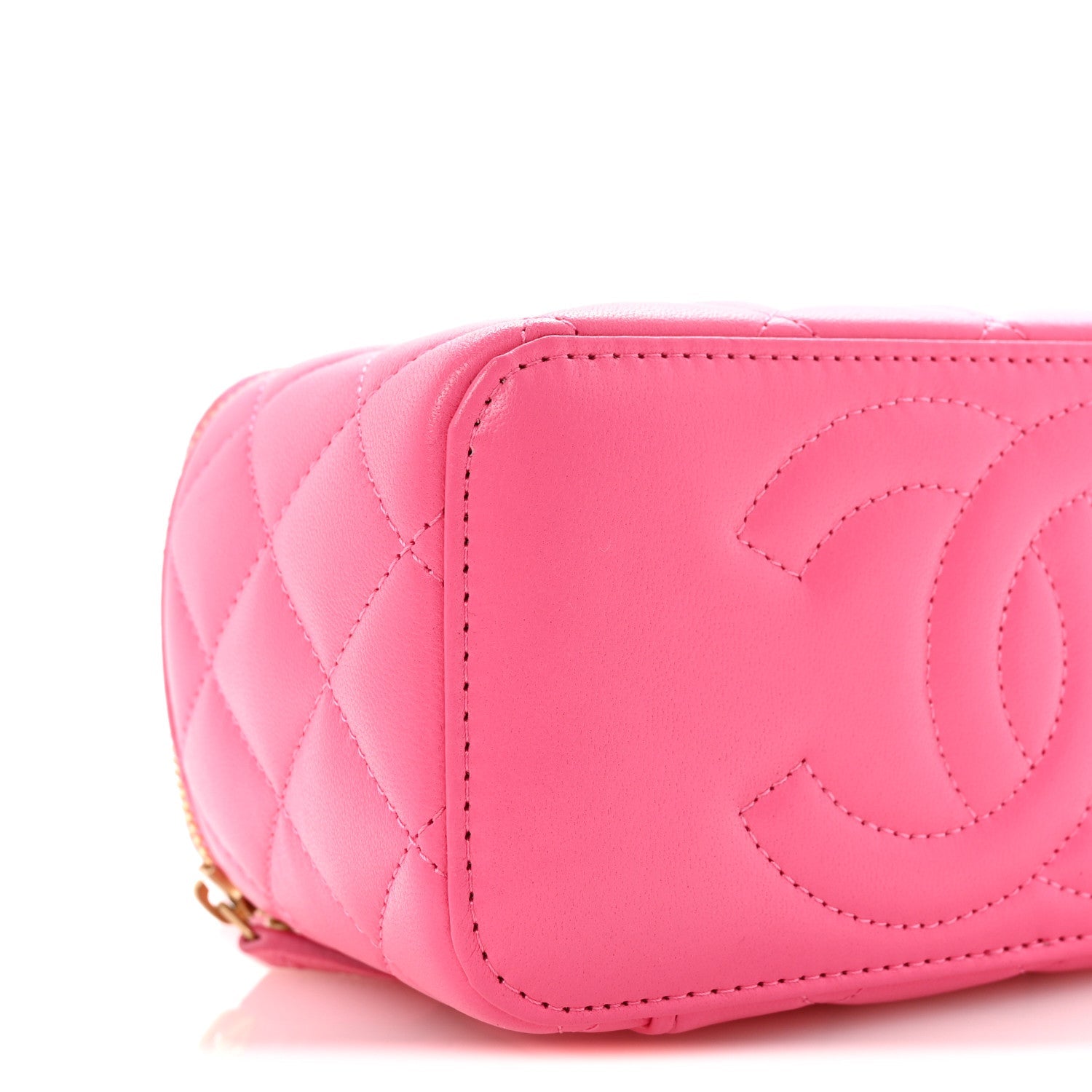 Chanel Lambskin Enamel Quilted Small Coco Hearts Vanity Case With Chain Pink