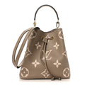Louis Vuitton Empreinte Monogram Giant Neonoe MM Tourterelle Creme