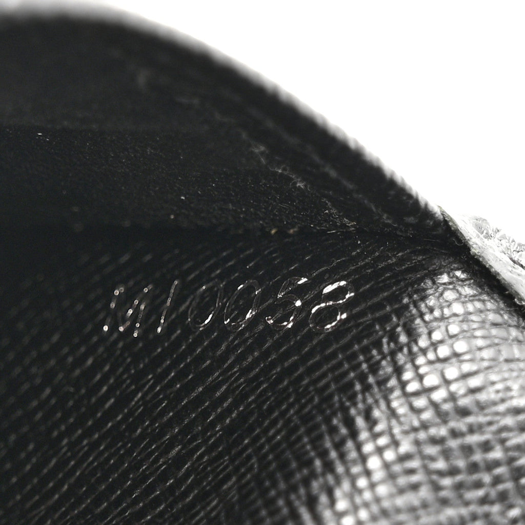 Louis Vuitton Taiga Brazza Wallet Black