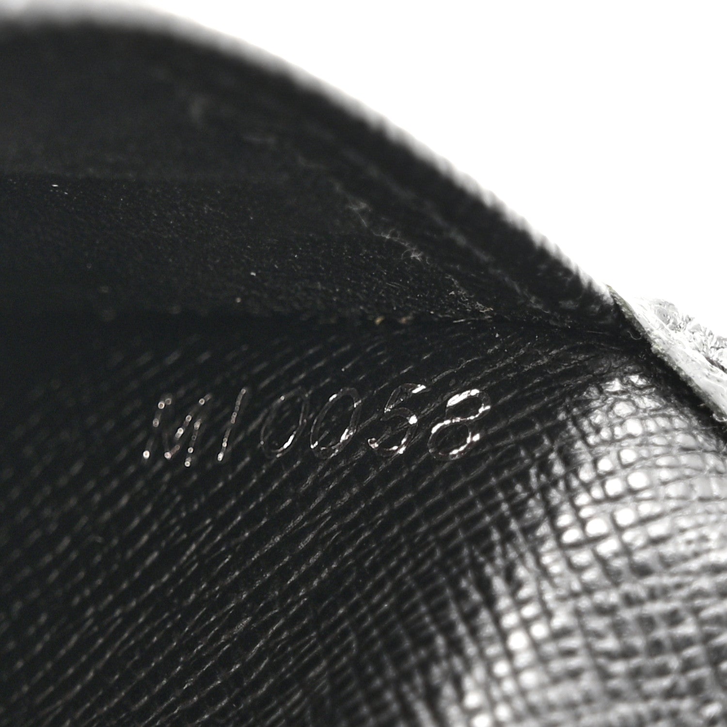 Louis Vuitton Taiga Brazza Wallet Black
