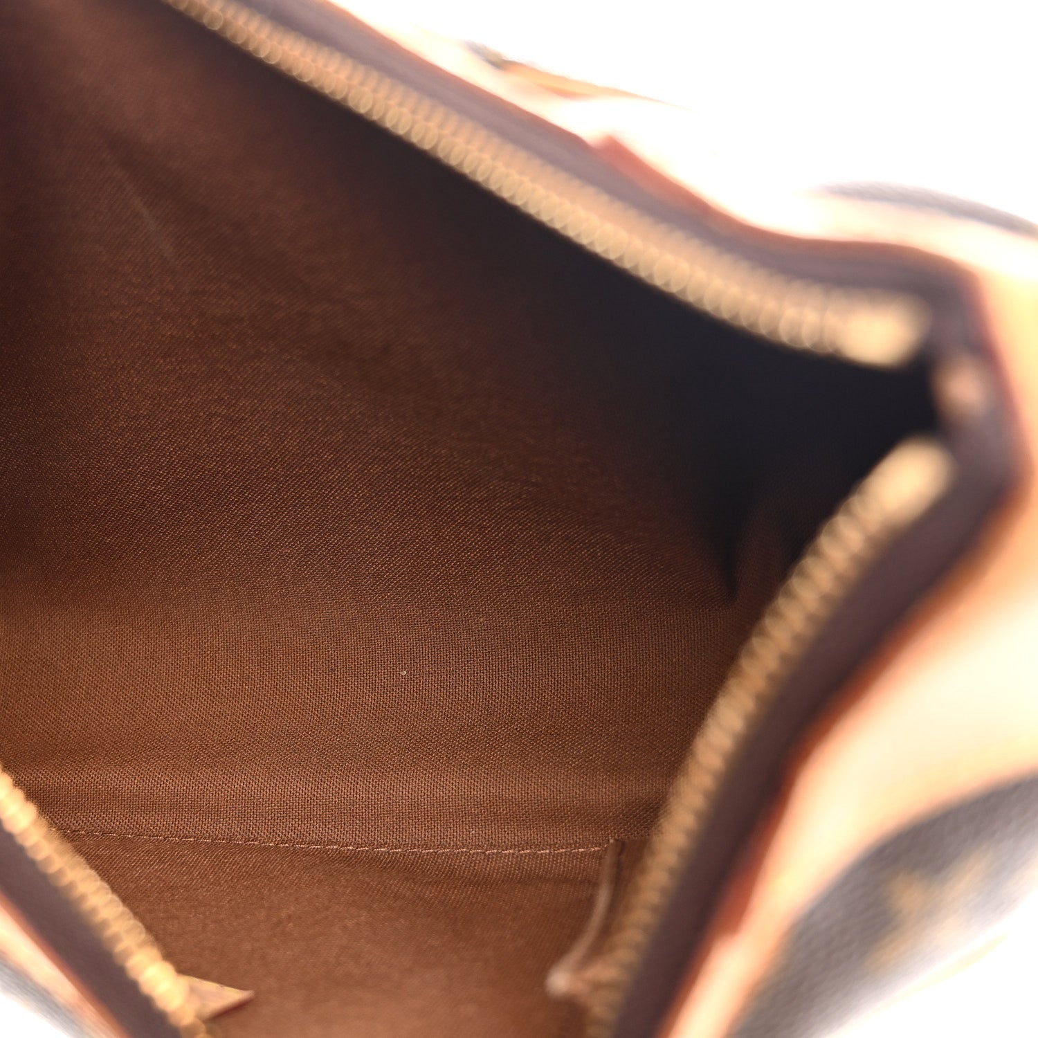 Louis Vuitton Monogram Thames PM