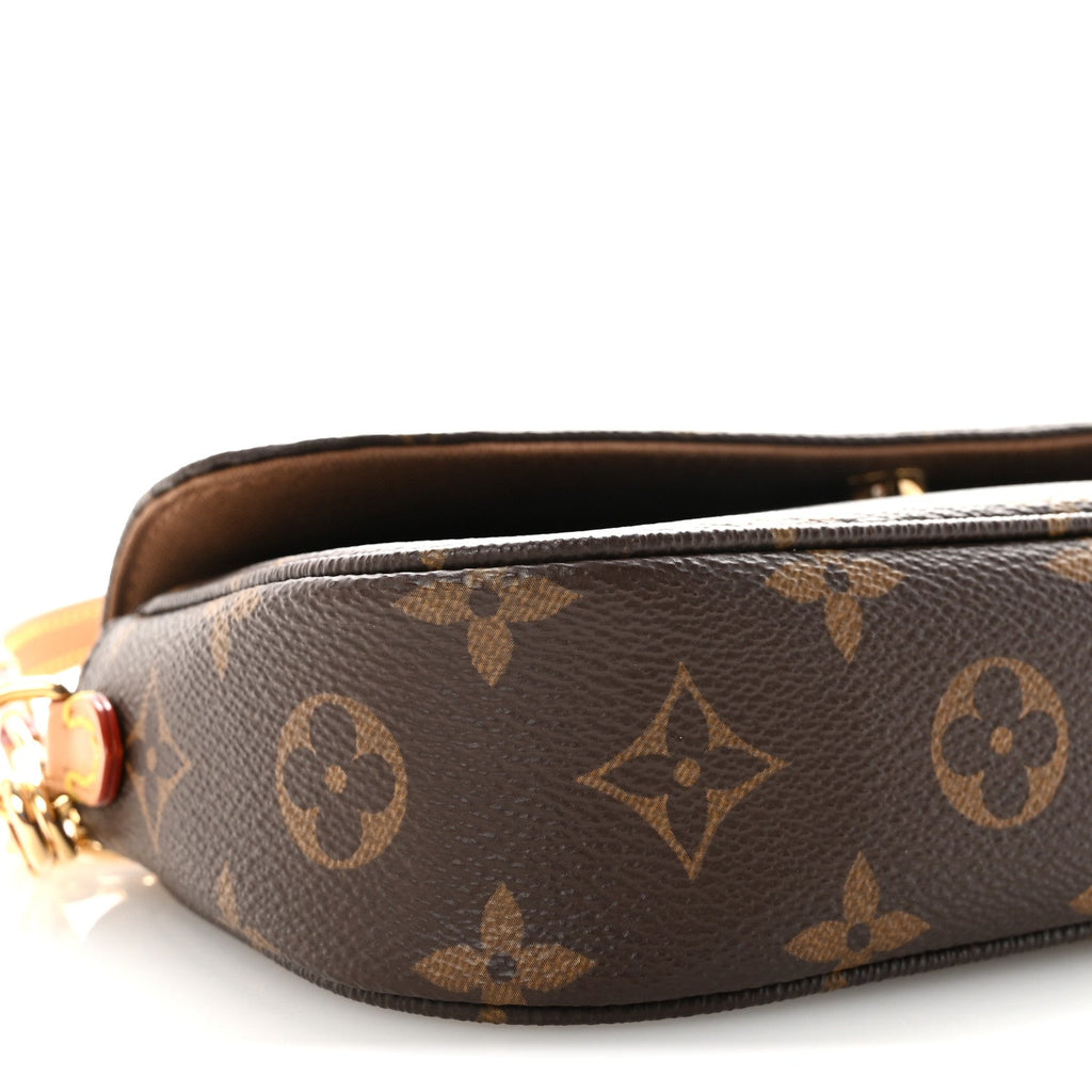 Louis Vuitton Monogram Ivy Wallet On Chain