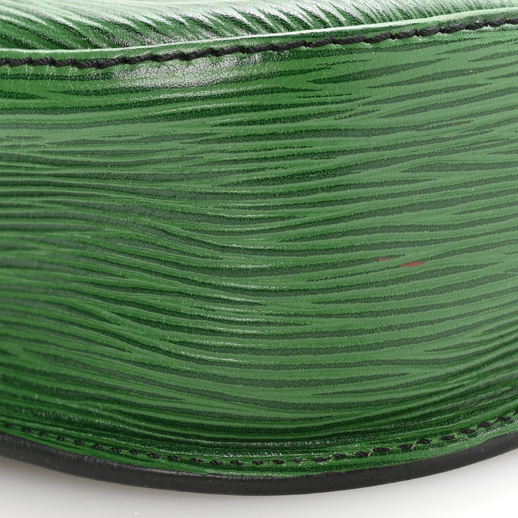 Louis Vuitton Epi Saint Cloud GM Borneo