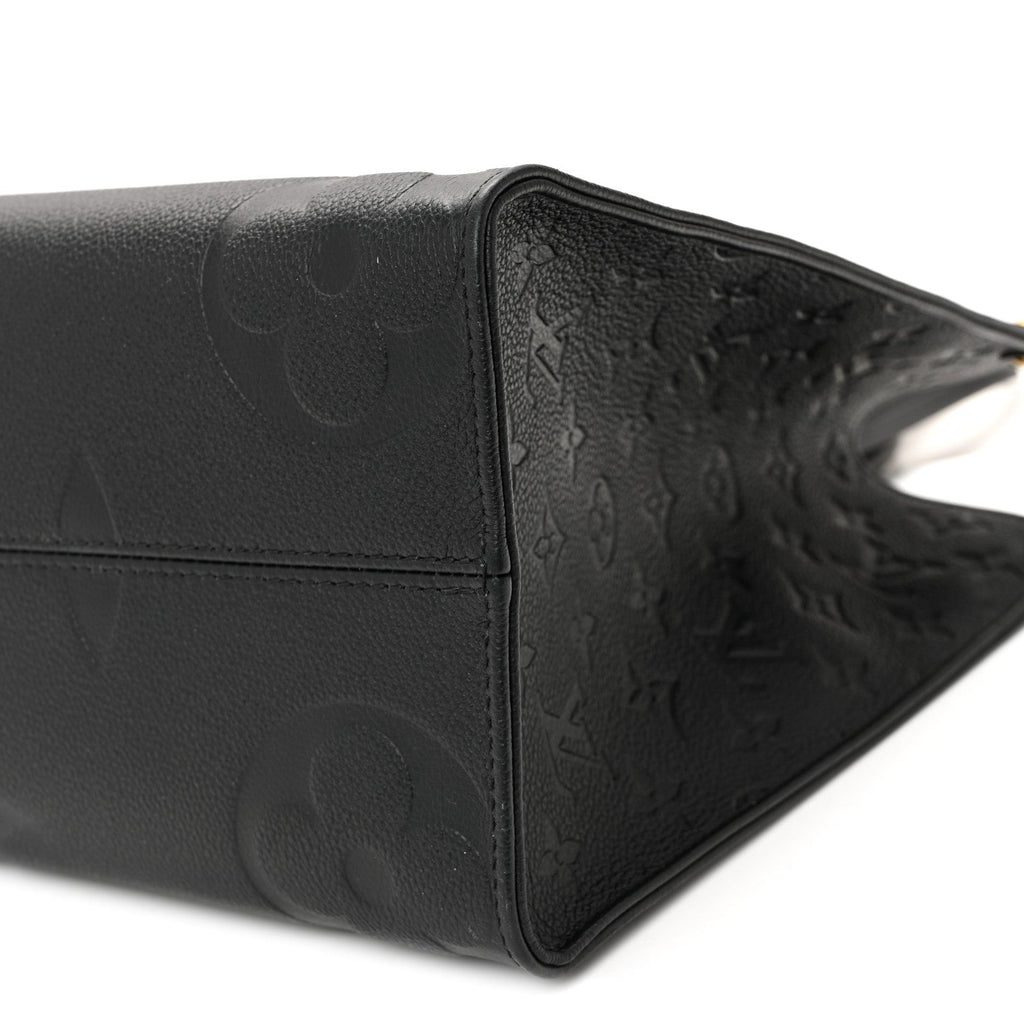 Louis Vuitton Empreinte Monogram Giant Onthego MM Black
