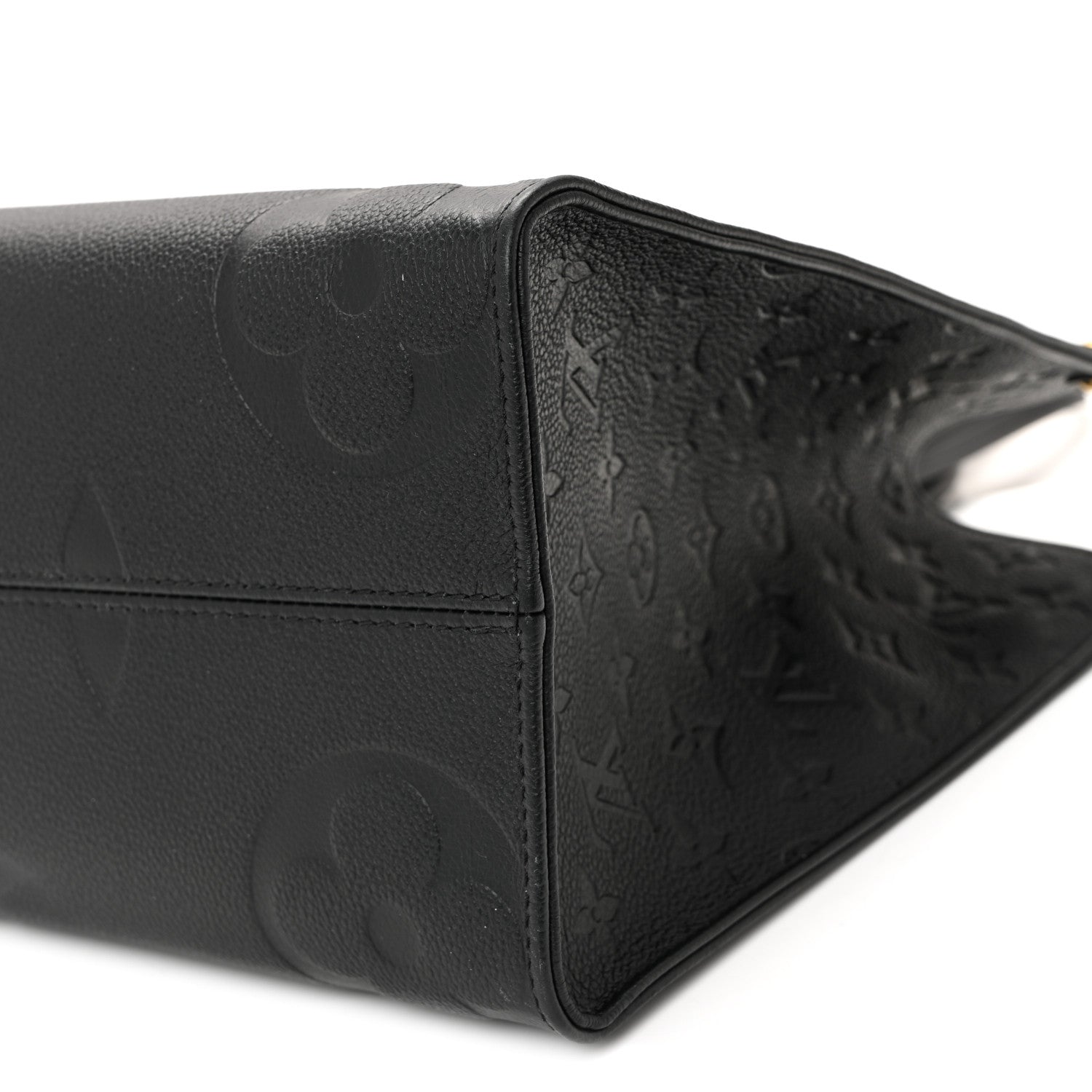 Louis Vuitton Empreinte Monogram Giant Onthego MM Black