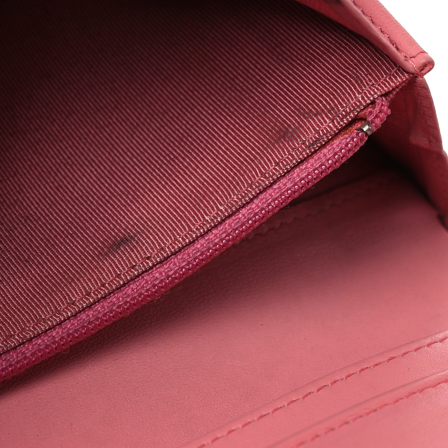 Lambskin Quilted Yen Wallet Pink