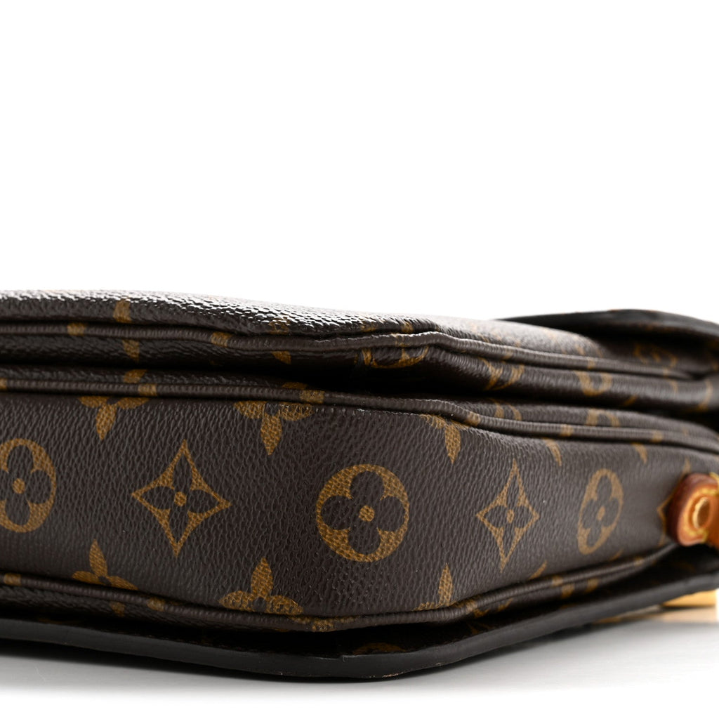 Louis Vuitton Monogram Pochette Metis