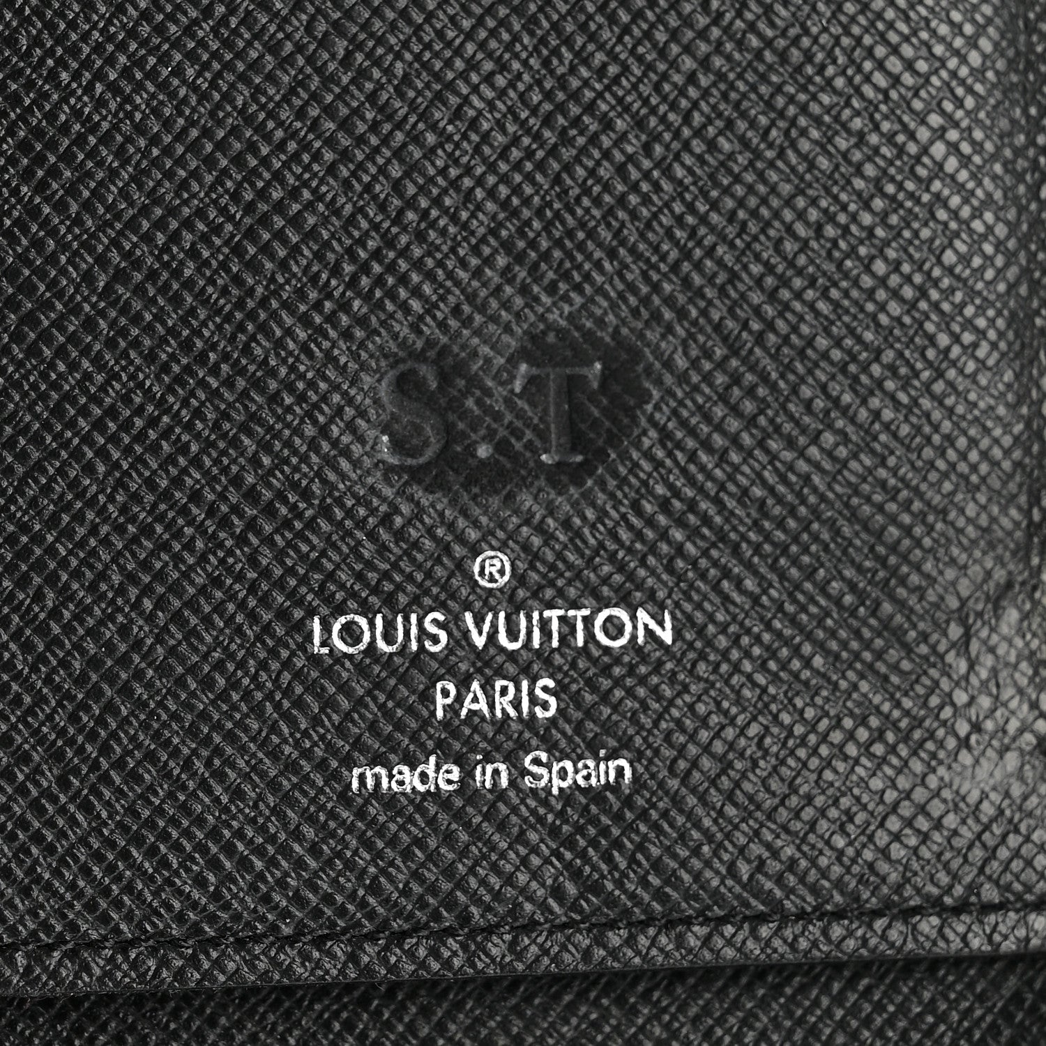 Louis Vuitton Taiga Vertical Zippy Wallet Black