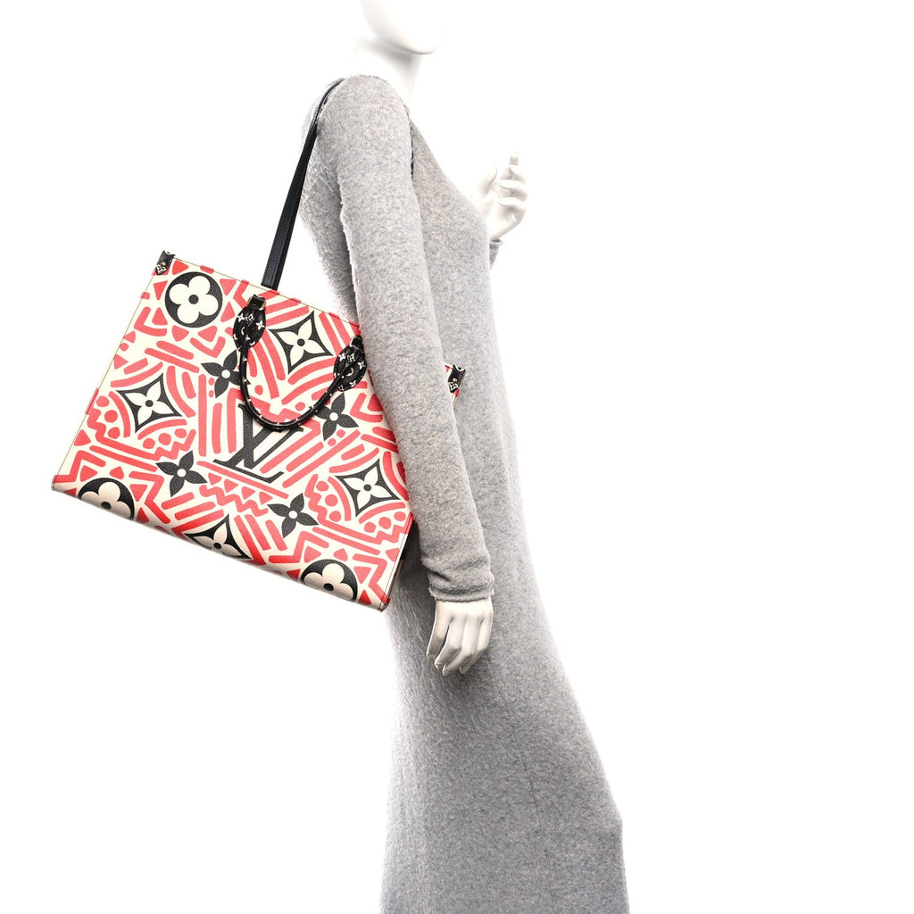 Louis Vuitton Monogram Giant Crafty Onthego GM Creme Rouge Black