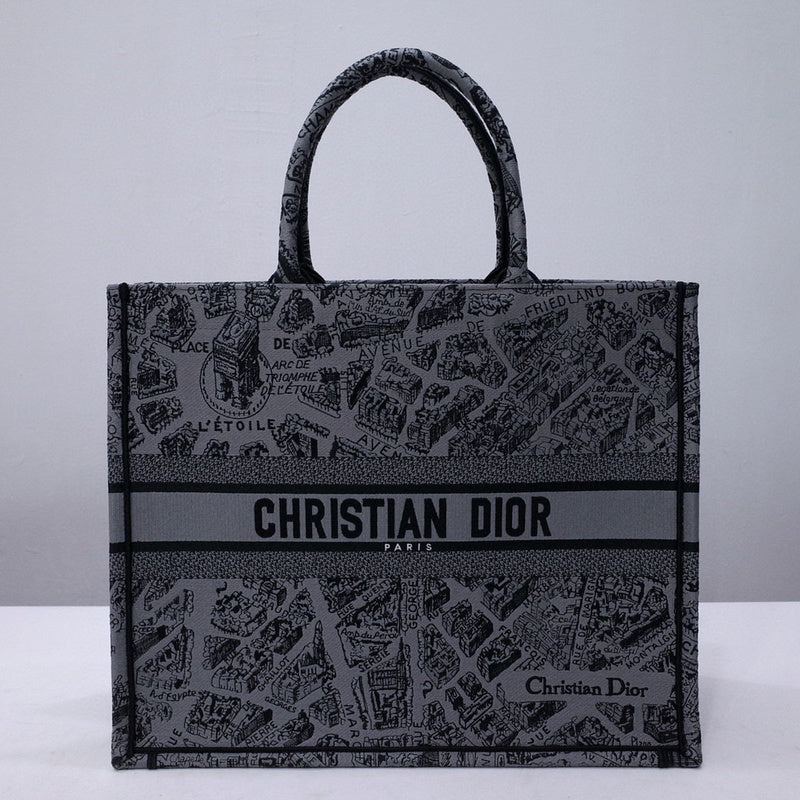 Dior Bags - 571
