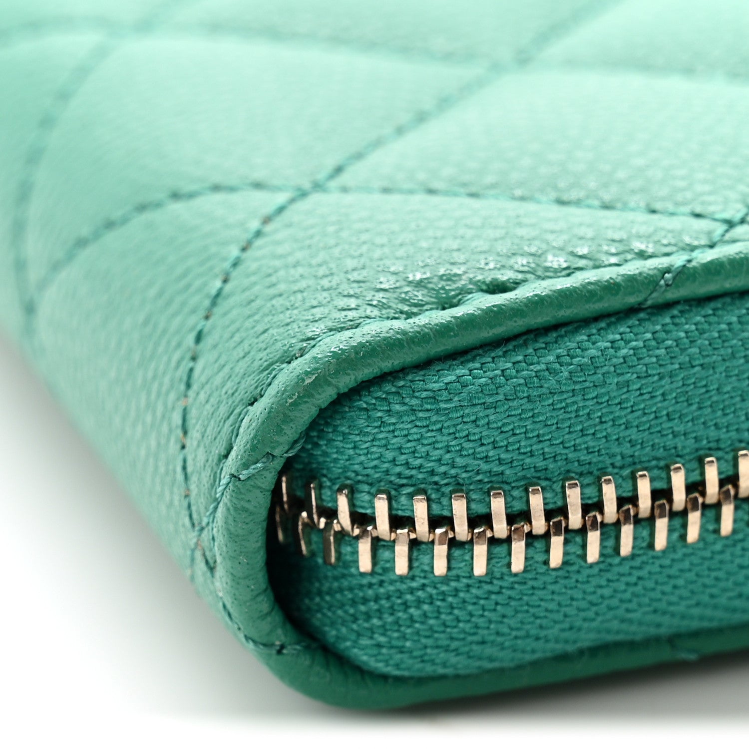 Caviar Quilted Perforated CC Long Zipped Wallet Green