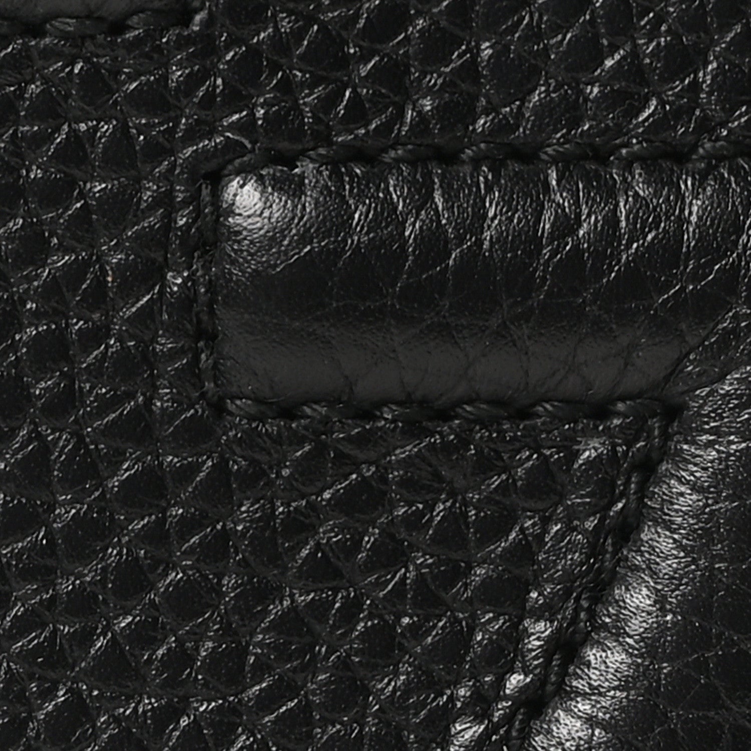 Gucci Pebbled Calfskin Small Soho Disco Bag Black