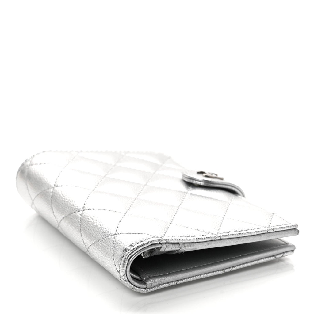 Metallic Caviar Quilted Passport Holder Silver