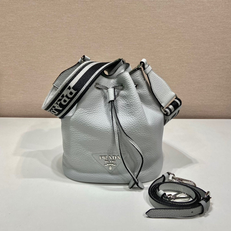 Prada Bags - 663