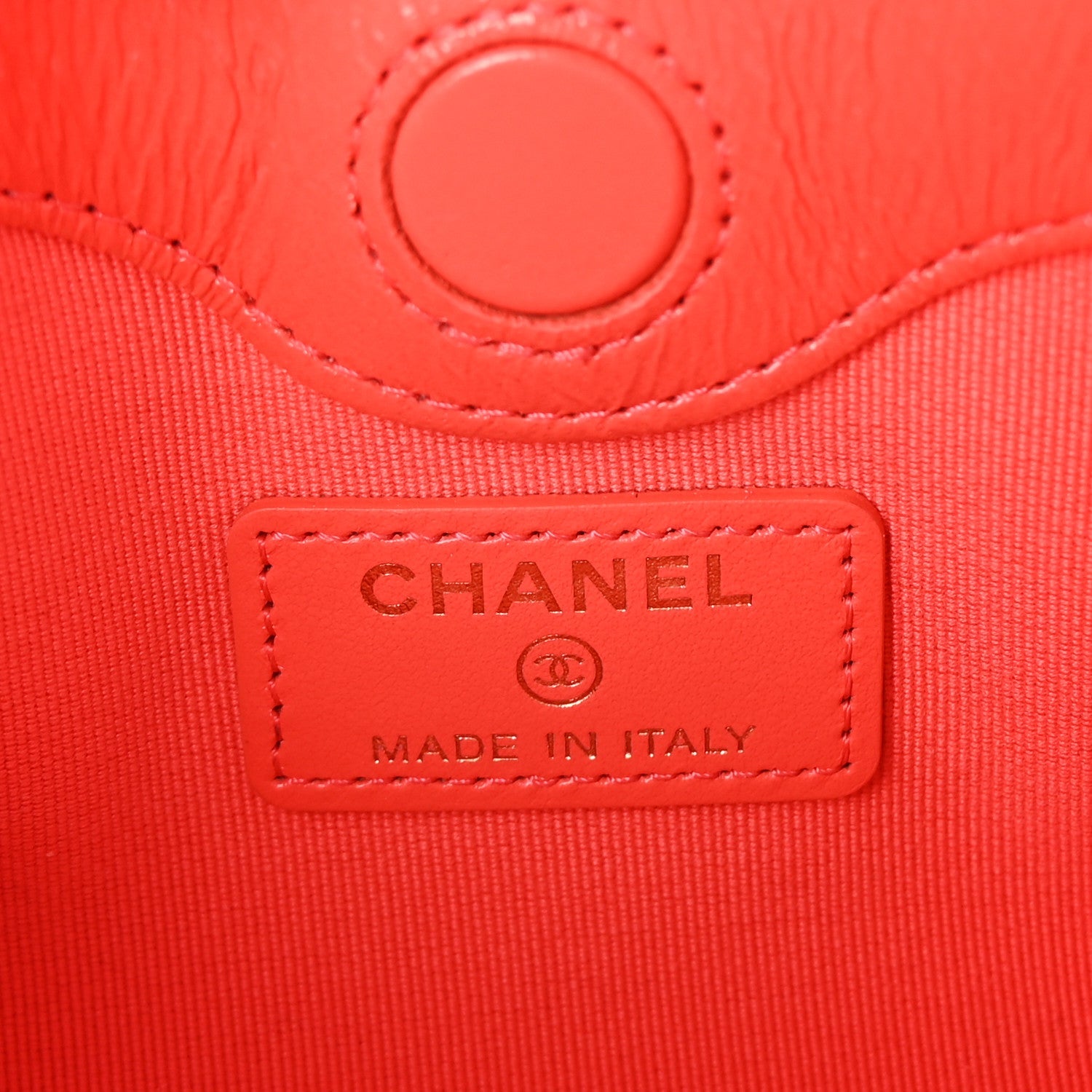 Chanel Shiny Lambskin Quilted Micro 31 Clutch With Chain Red