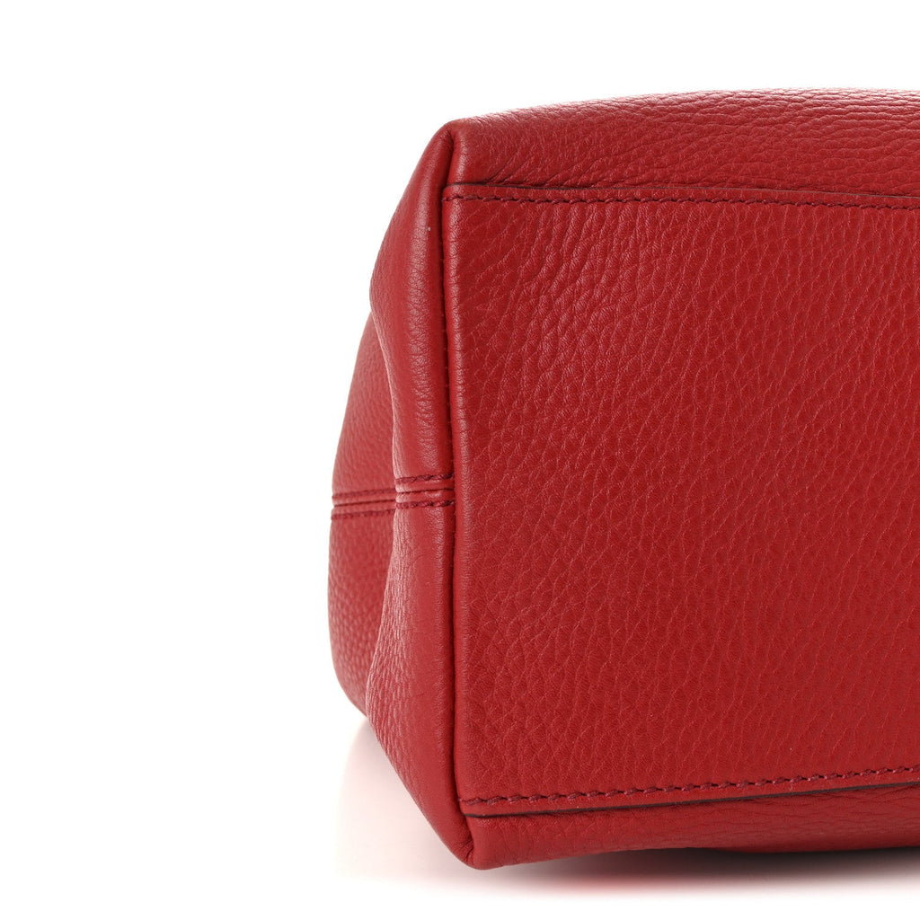 Gucci Pebbled Calfskin Medium Soho Chain Shoulder Bag Tabasco Red