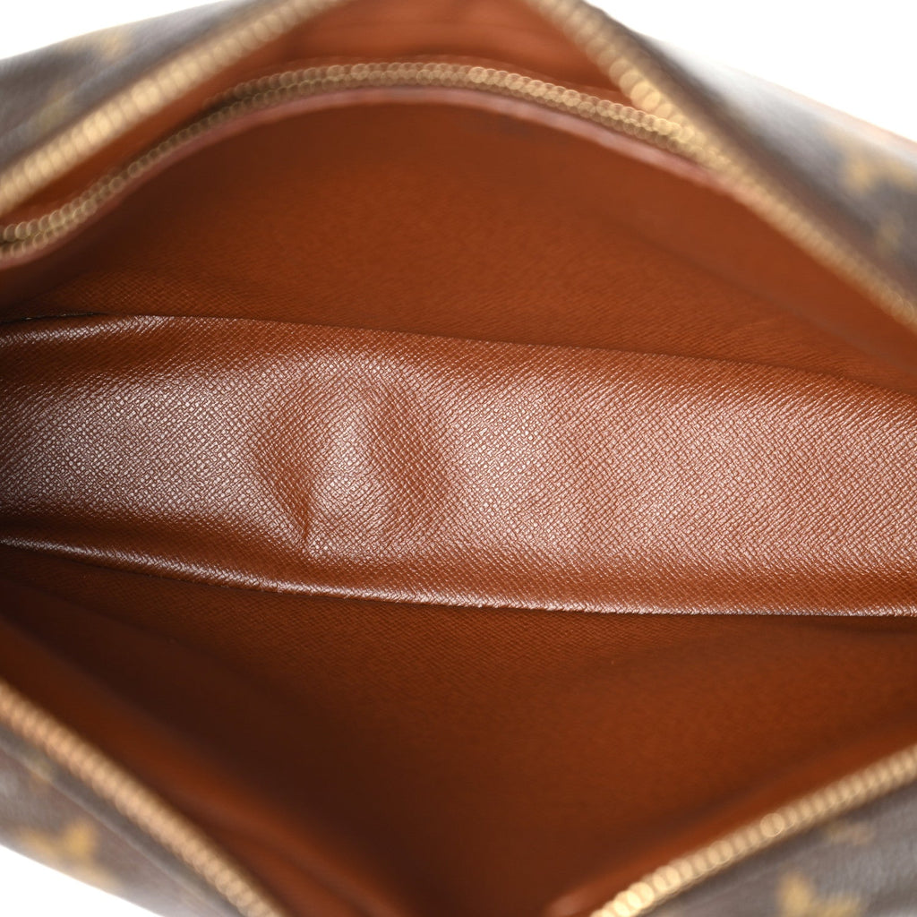 Louis Vuitton Monogram Trocadero 30