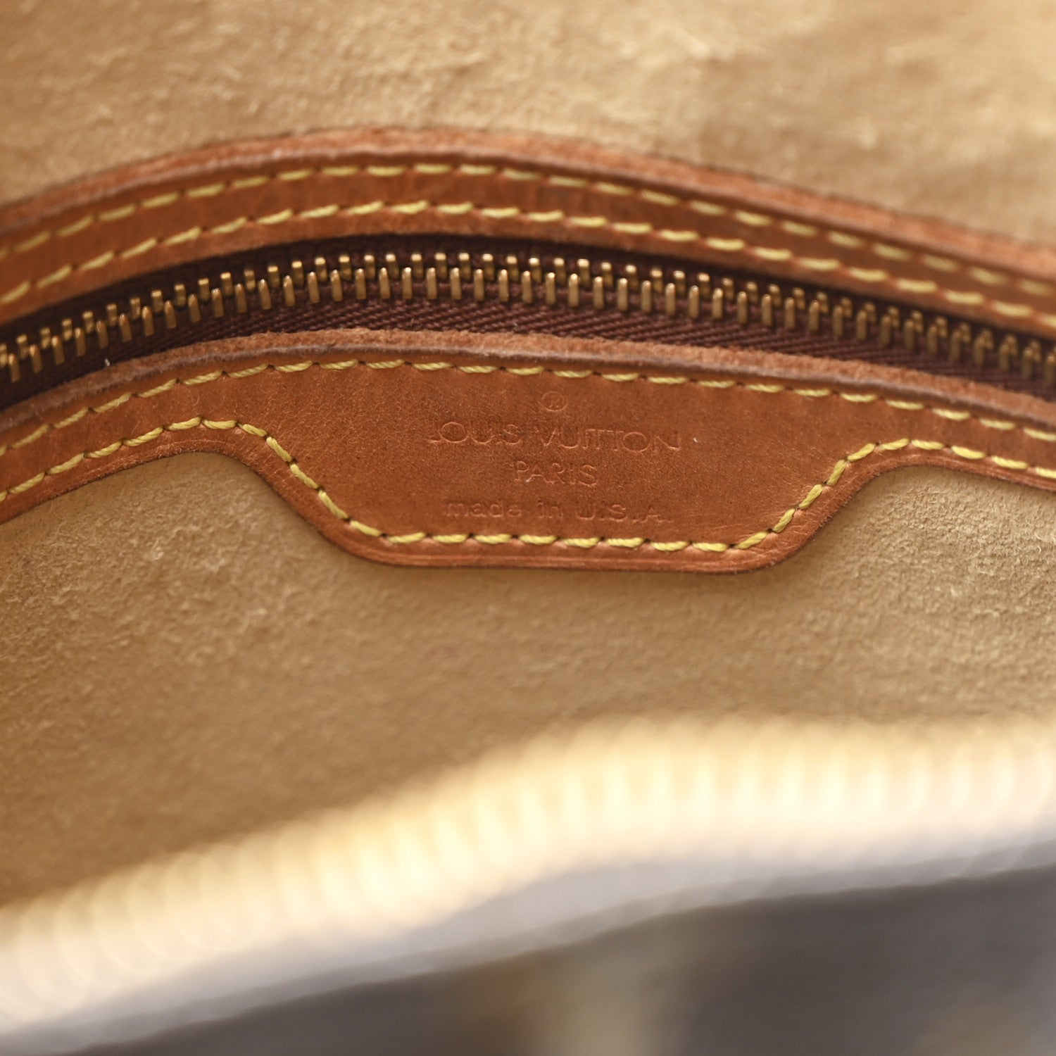 Louis Vuitton Monogram Looping GM